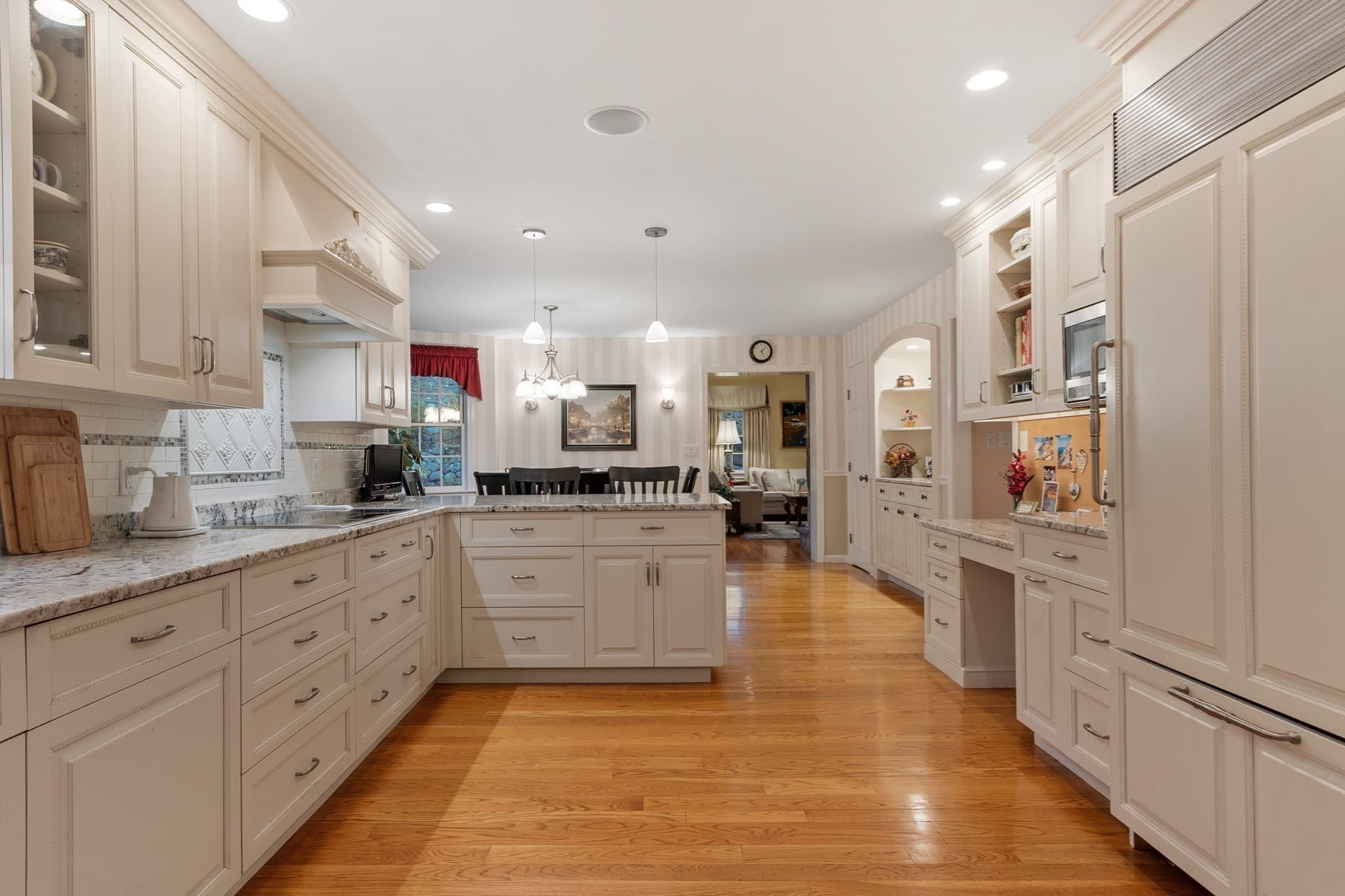 Single Family Residence at 125 Chestnut St, Concord MA 01742, photo 4 of 41