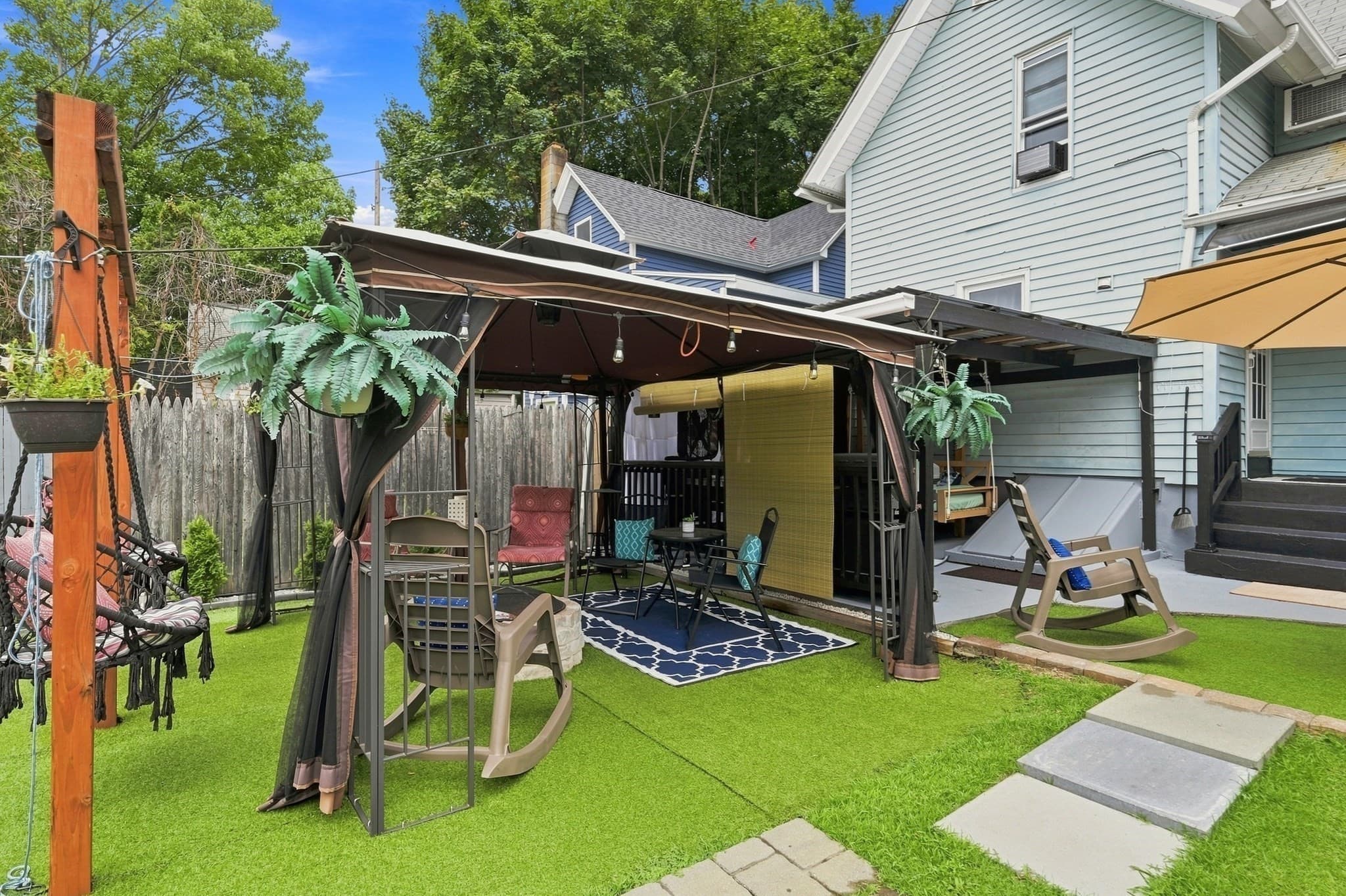 Single Family Residence at 194 Massasoit St, Springfield MA 01107, photo 32 of 40