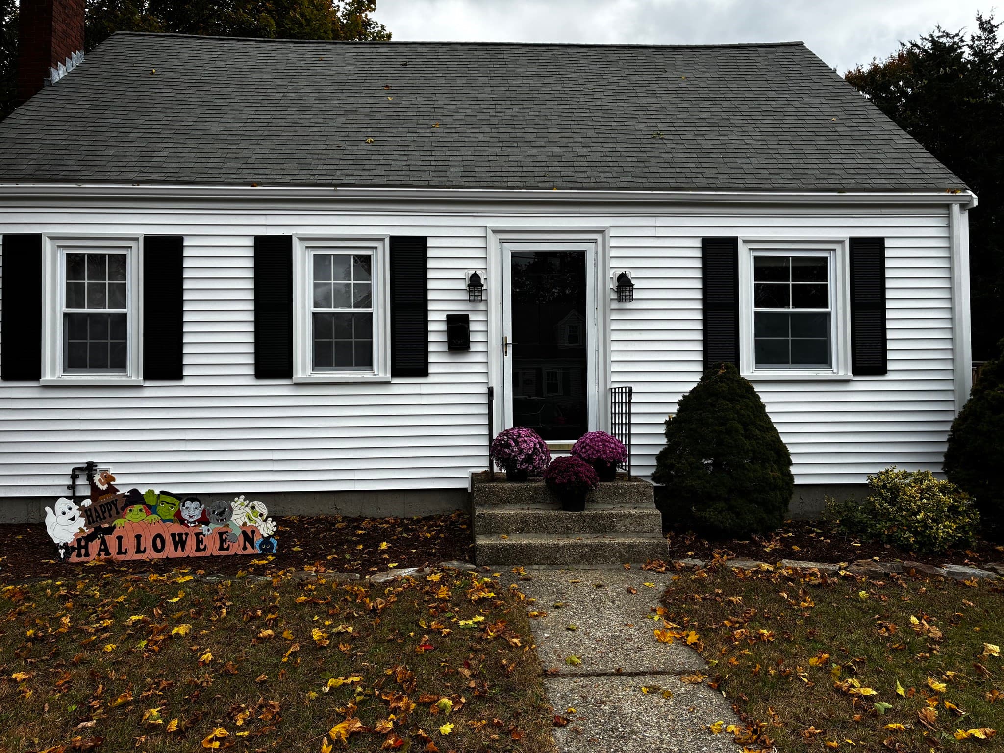Single Family Residence at 120 Levin Rd, Rockland MA 02370, photo 3 of 29