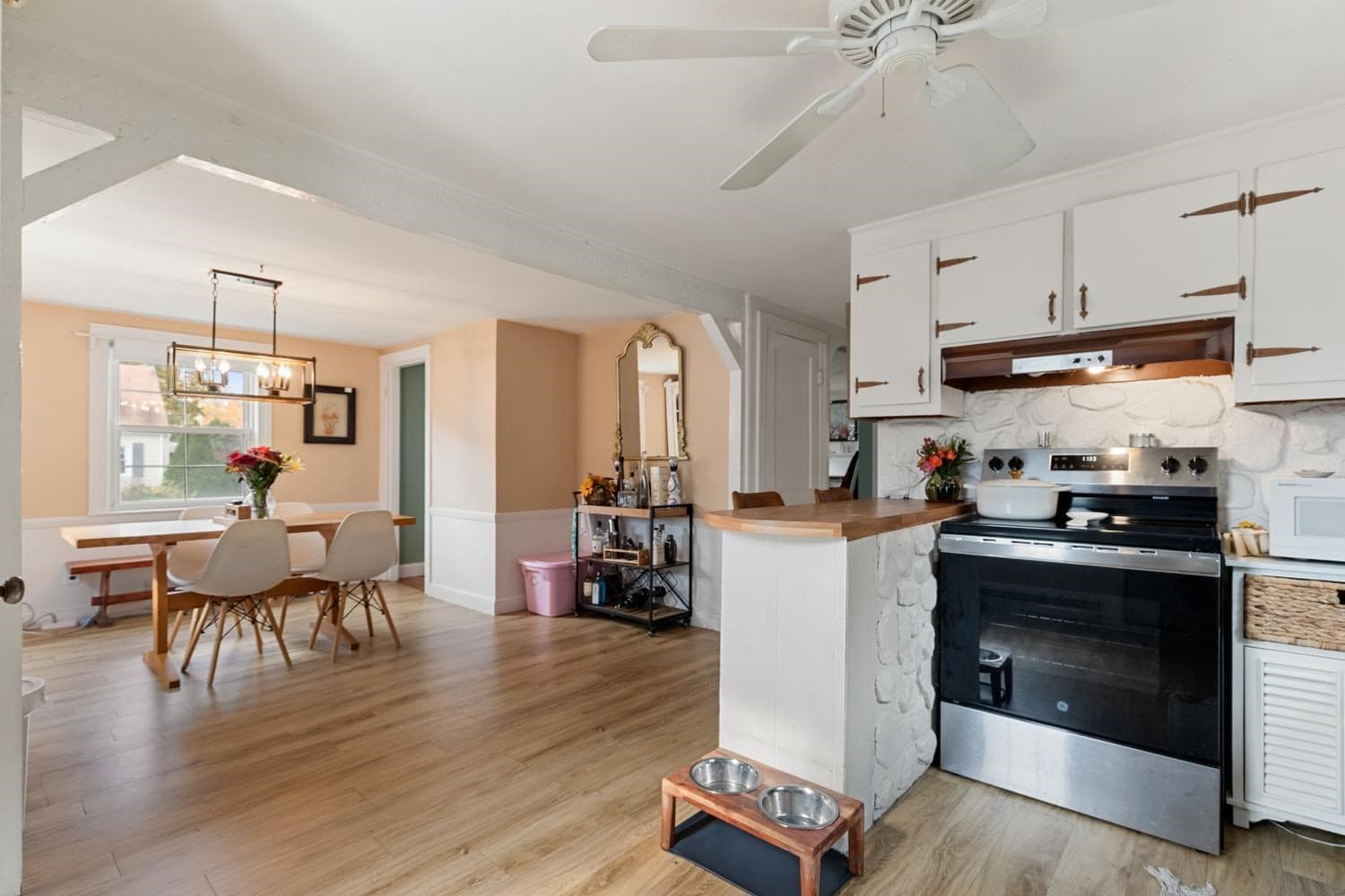 Single Family Residence at 120 Levin Rd, Rockland MA 02370, photo 15 of 29