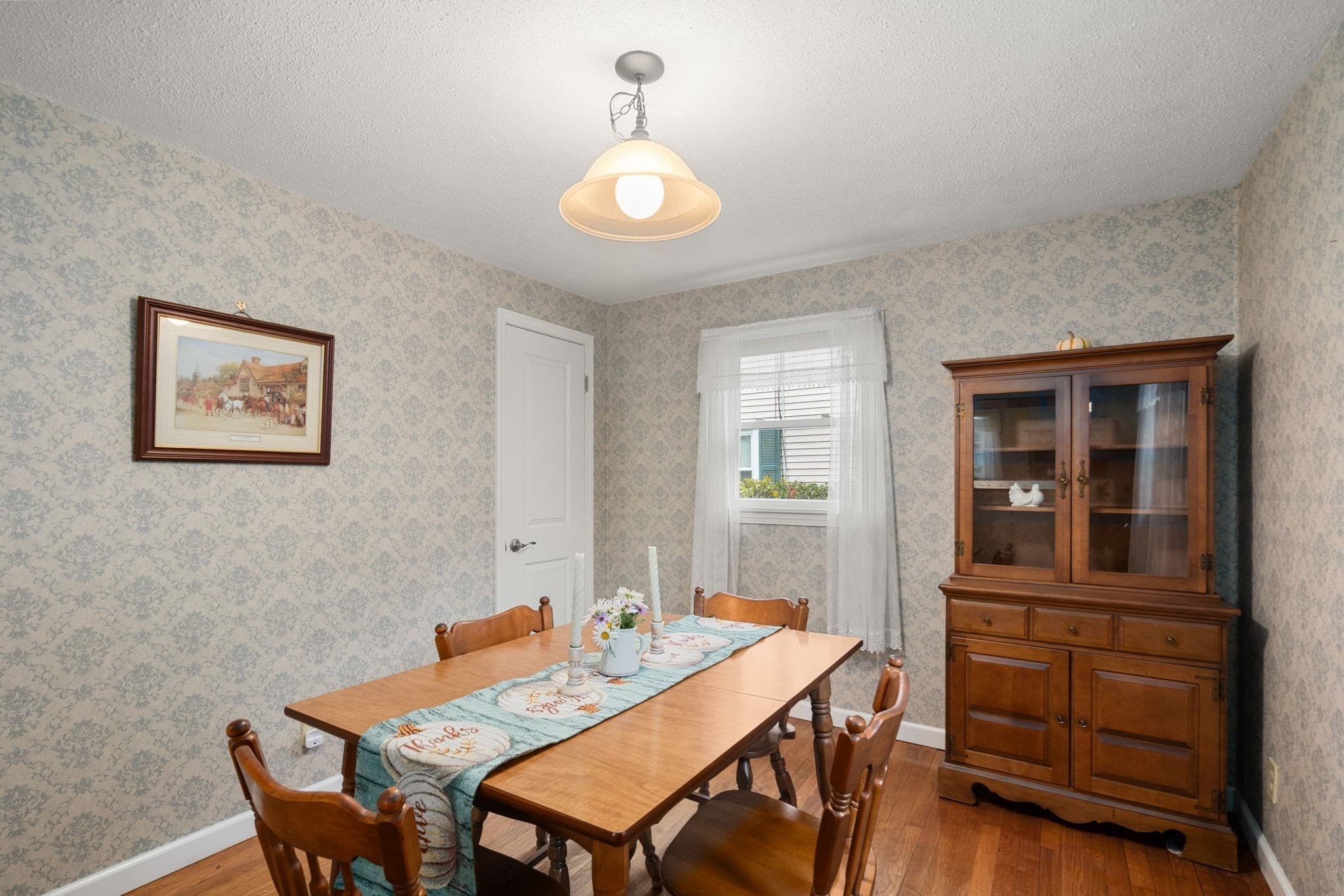 Single Family Residence at 89 Eddy St, Springfield MA 01104, photo 17 of 42