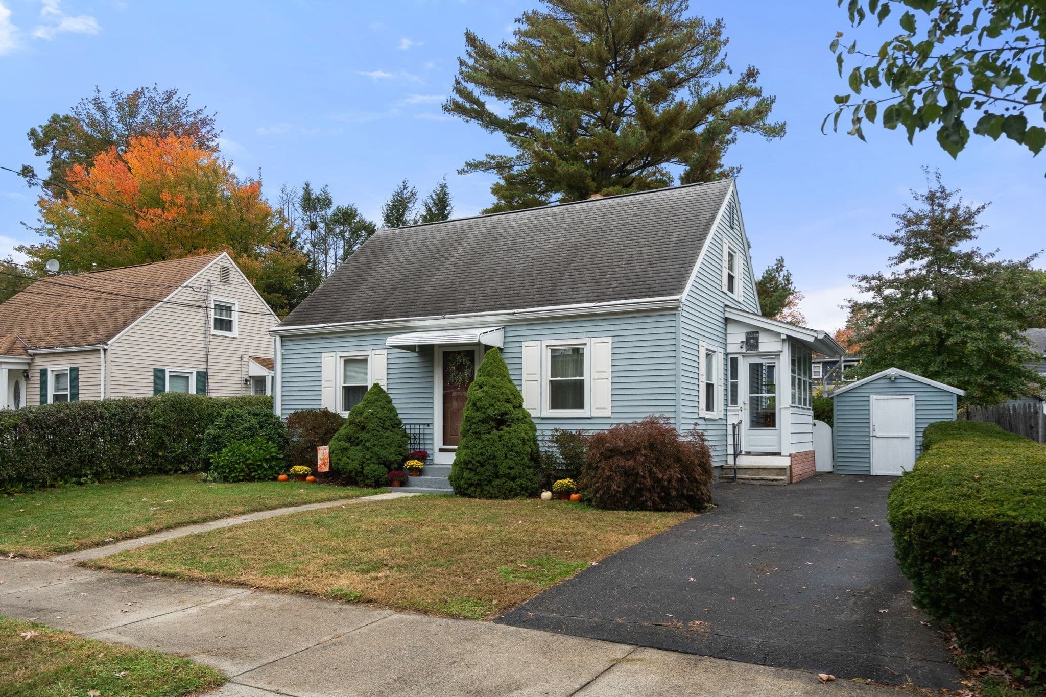 Single Family Residence at 89 Eddy St, Springfield MA 01104, photo 3 of 42