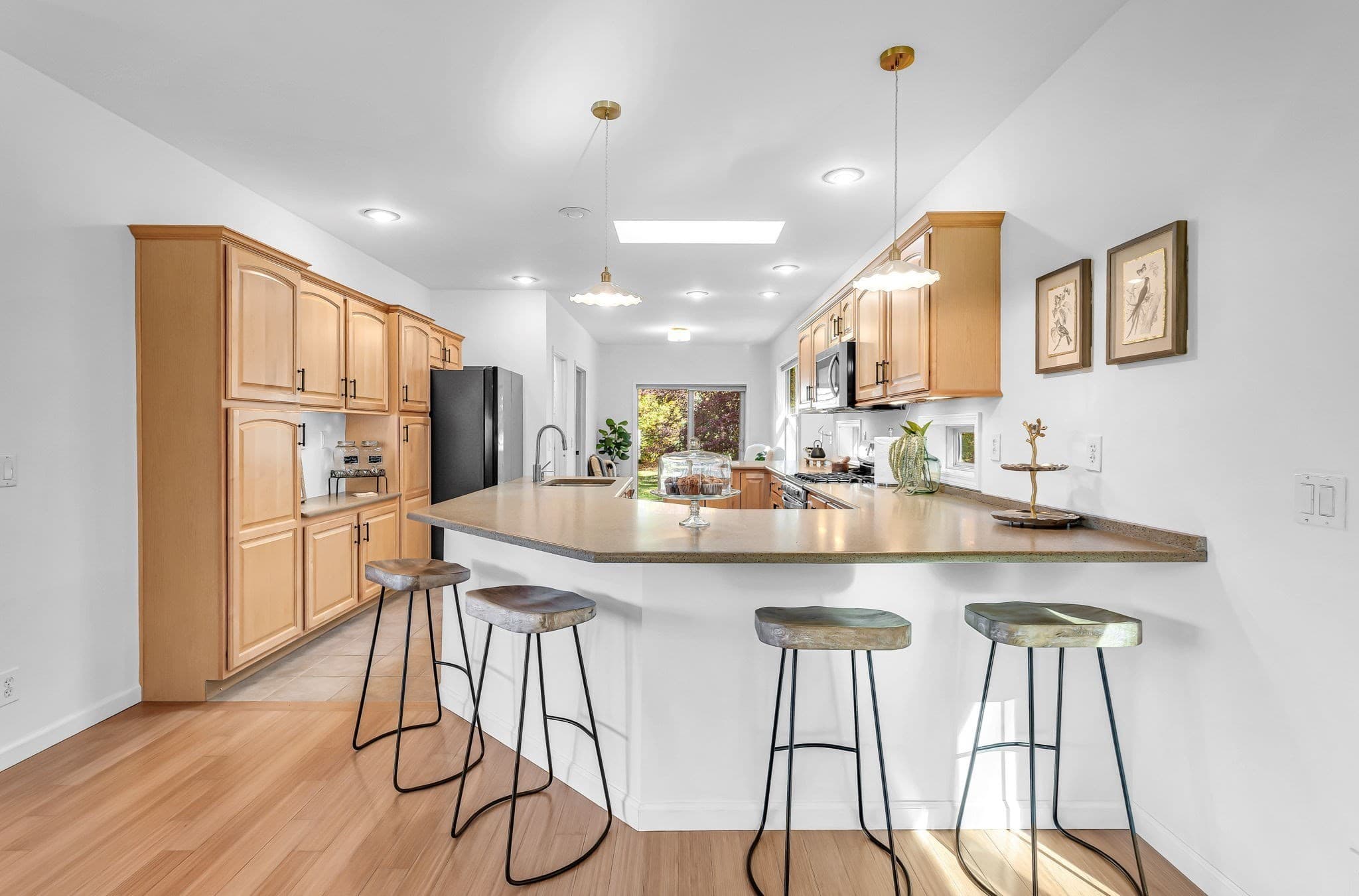 Single Family Residence at 250 N Main St, Sunderland MA 01375, photo 12 of 40