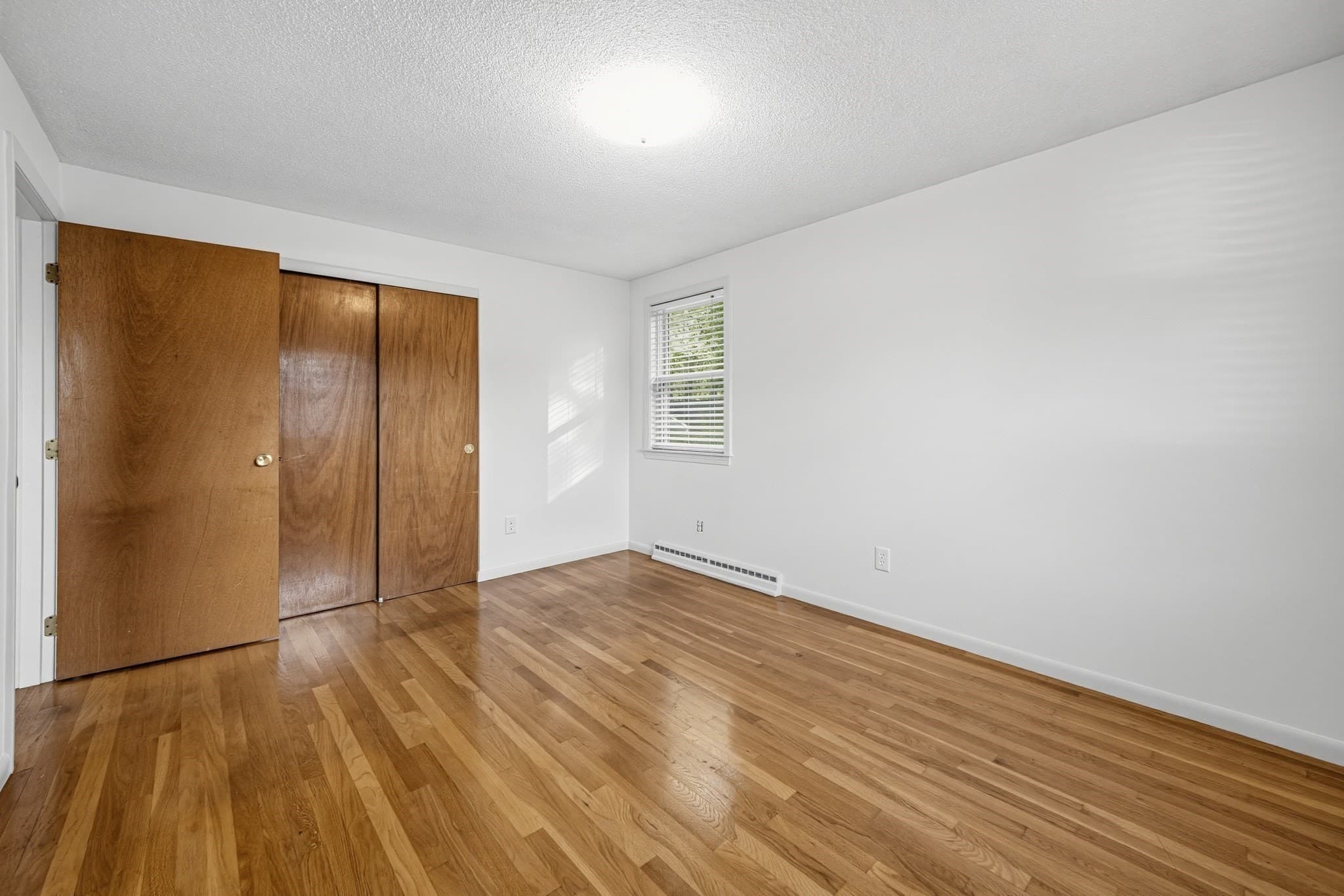 Single Family Residence at 7 Phyllis Drive, Billerica MA 01821, photo 25 of 34