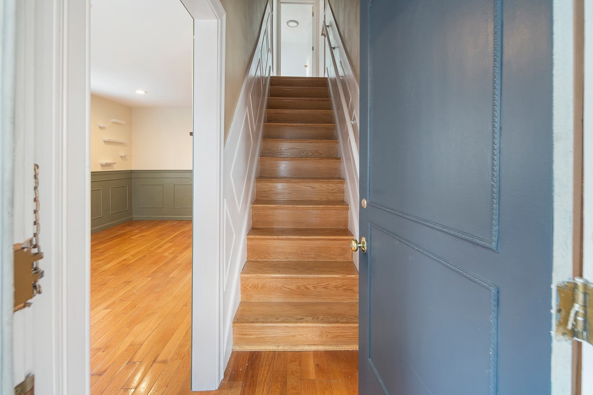 Single Family Residence at 9 Andrew St, Cambridge MA 02139, photo 9 of 39