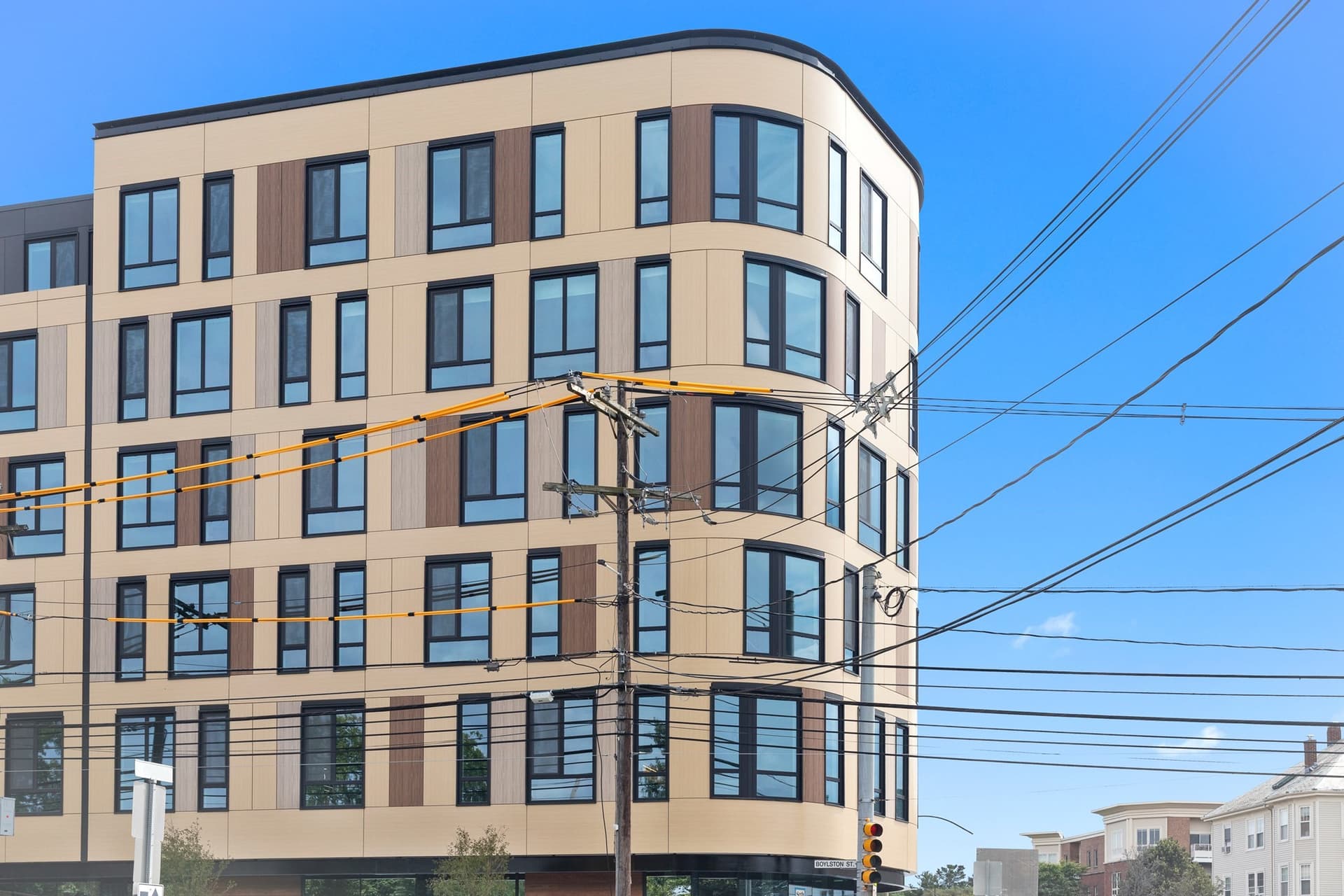 Apartment at 610 Hammond St # 204, Brookline MA 02467, photo 7 of 8