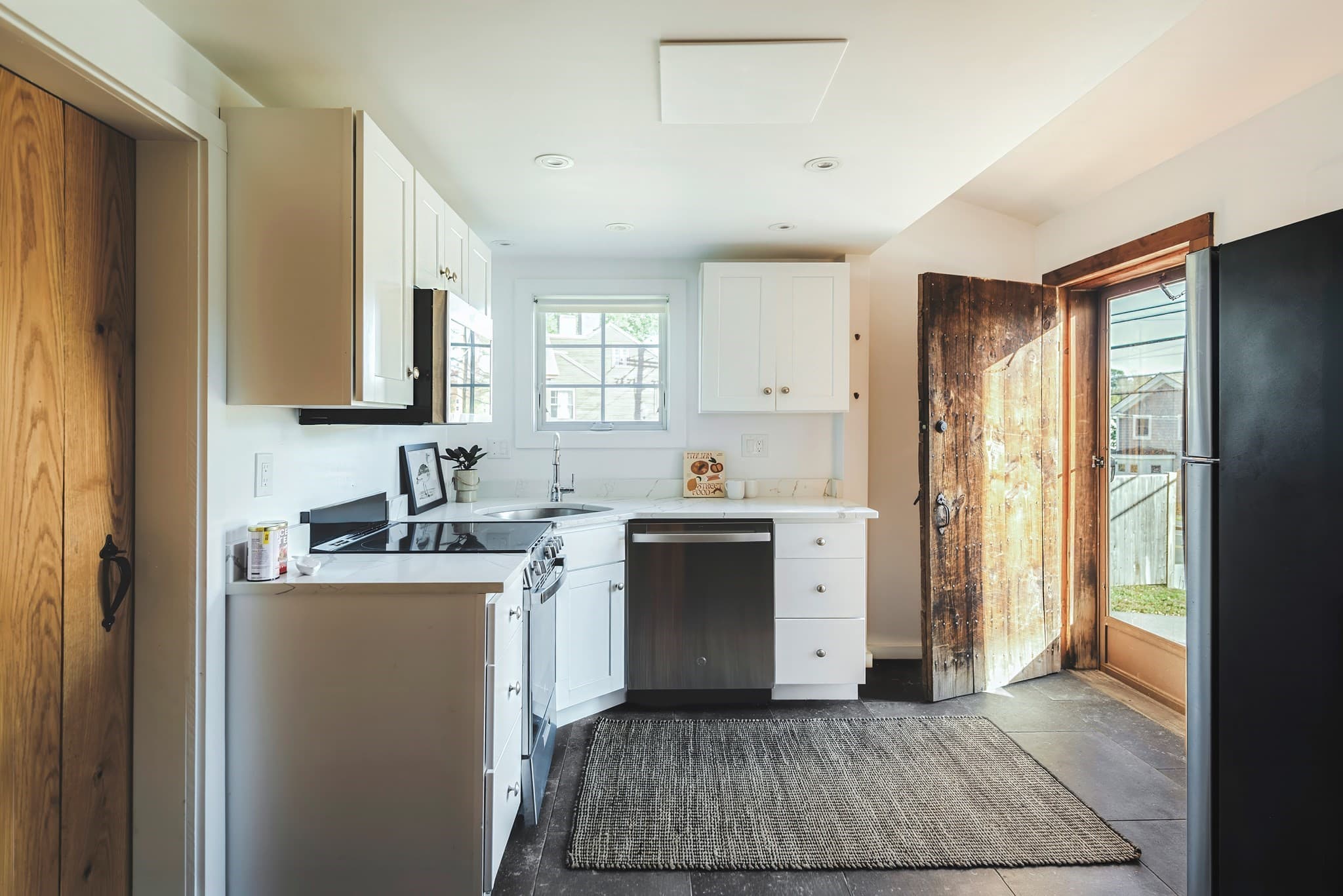 Condominium at 30 East St # 2, Ipswich MA 01938, photo 6 of 14