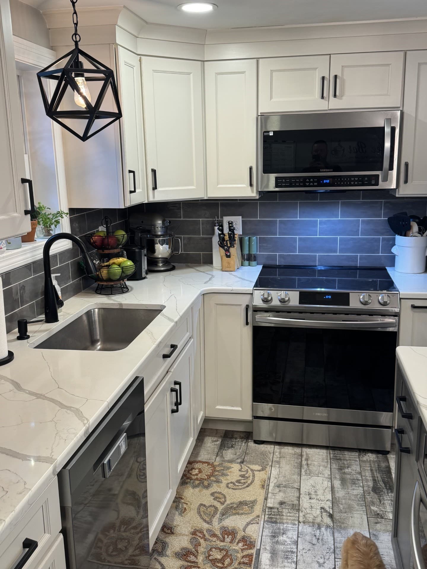 Single Family Residence at 31 Mckenney Cir, Andover MA 01810, photo 10 of 39