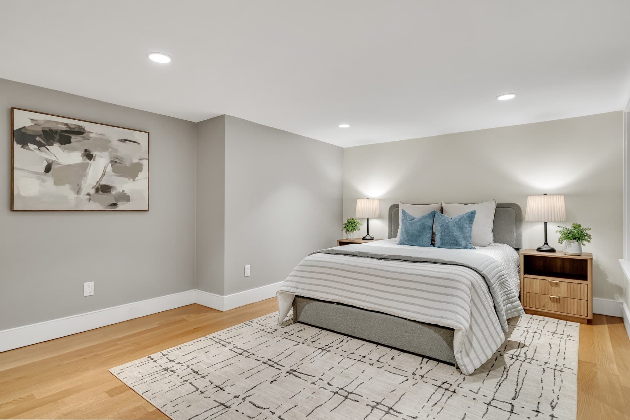 Condominium at 1-7 Brattle Cir` # 1, Cambridge MA 02138, photo 13 of 24