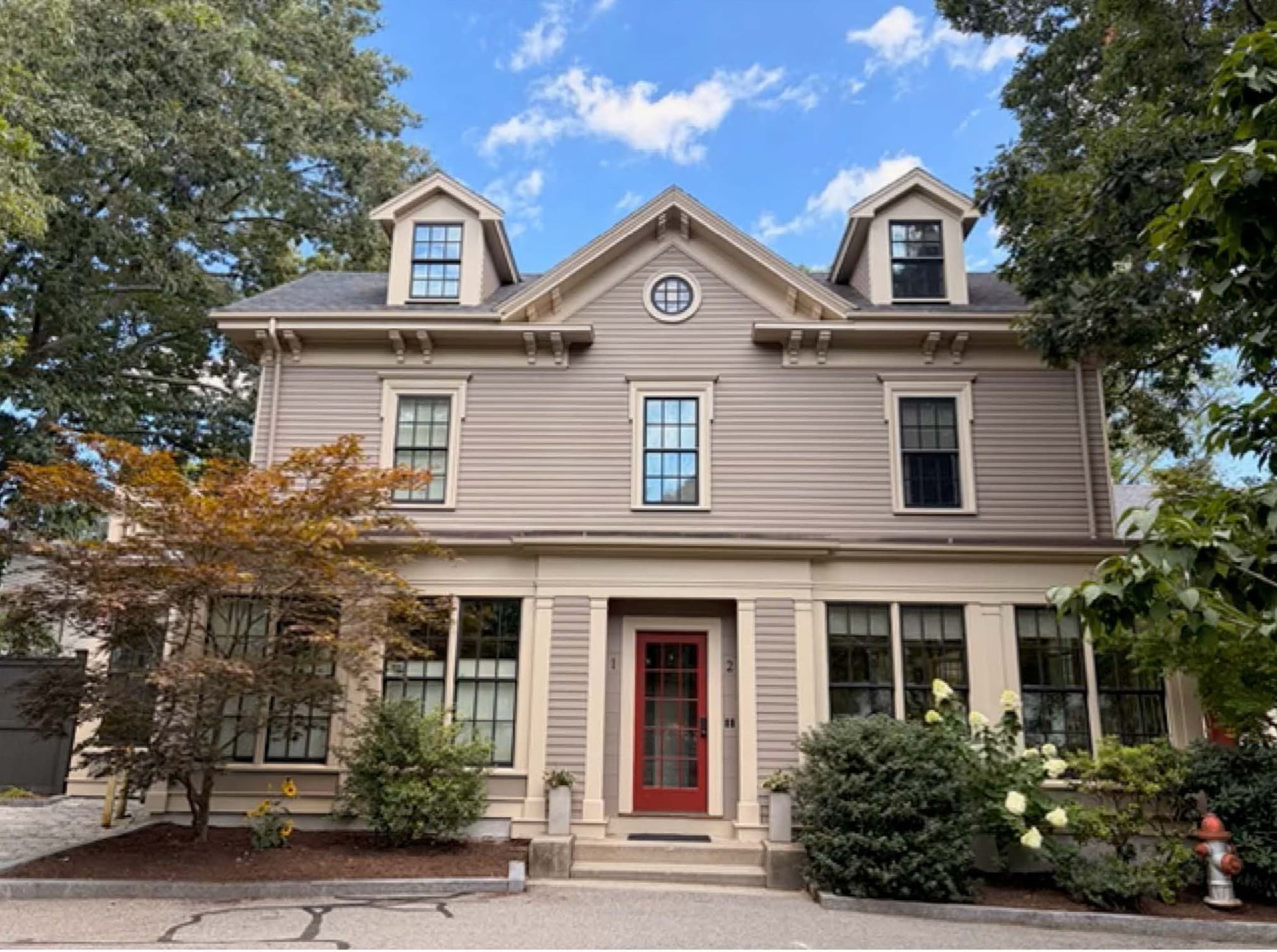 1-7 Brattle Cir` # 1, Cambridge MA 02138