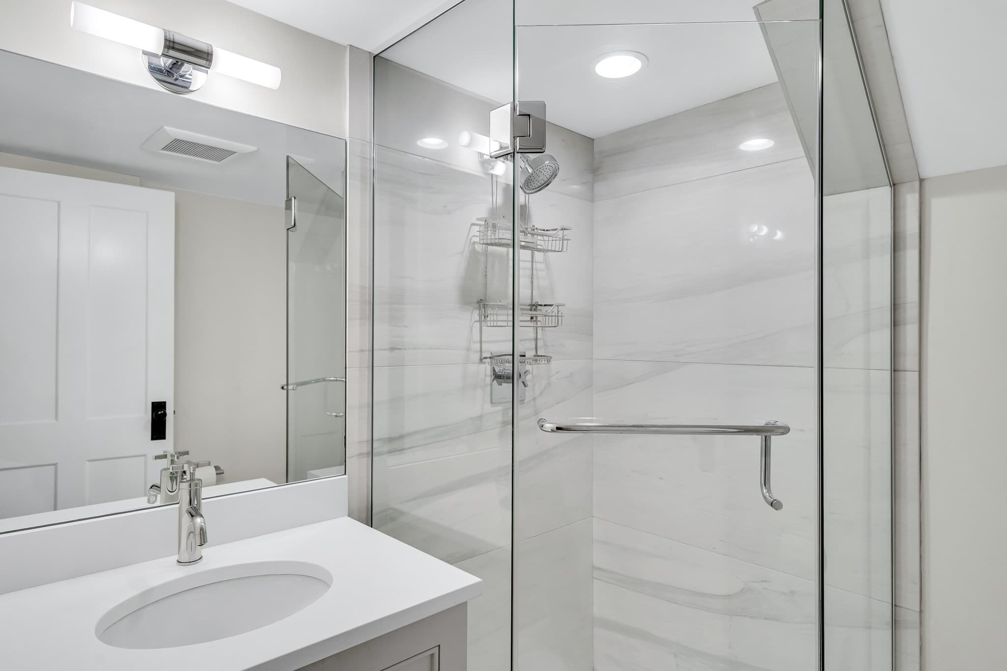 Condominium at 1-7 Brattle Cir` # 1, Cambridge MA 02138, photo 14 of 24