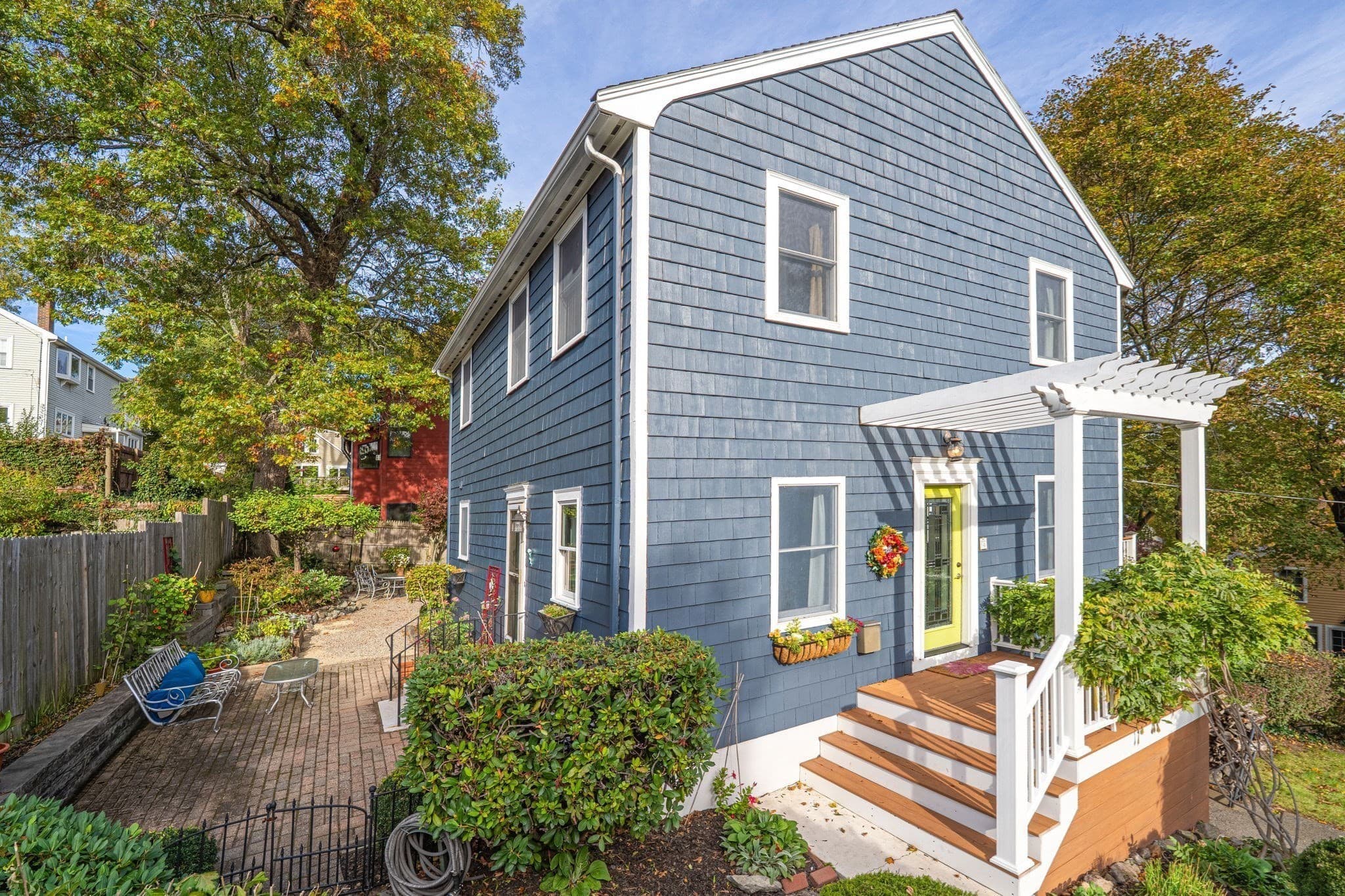 Single Family Residence at 9 Sutherland Rd, Lexington MA 02421, photo 3 of 37