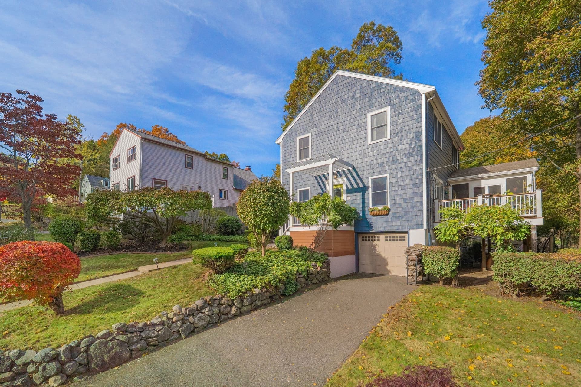 9 Sutherland Rd, Lexington MA 02421