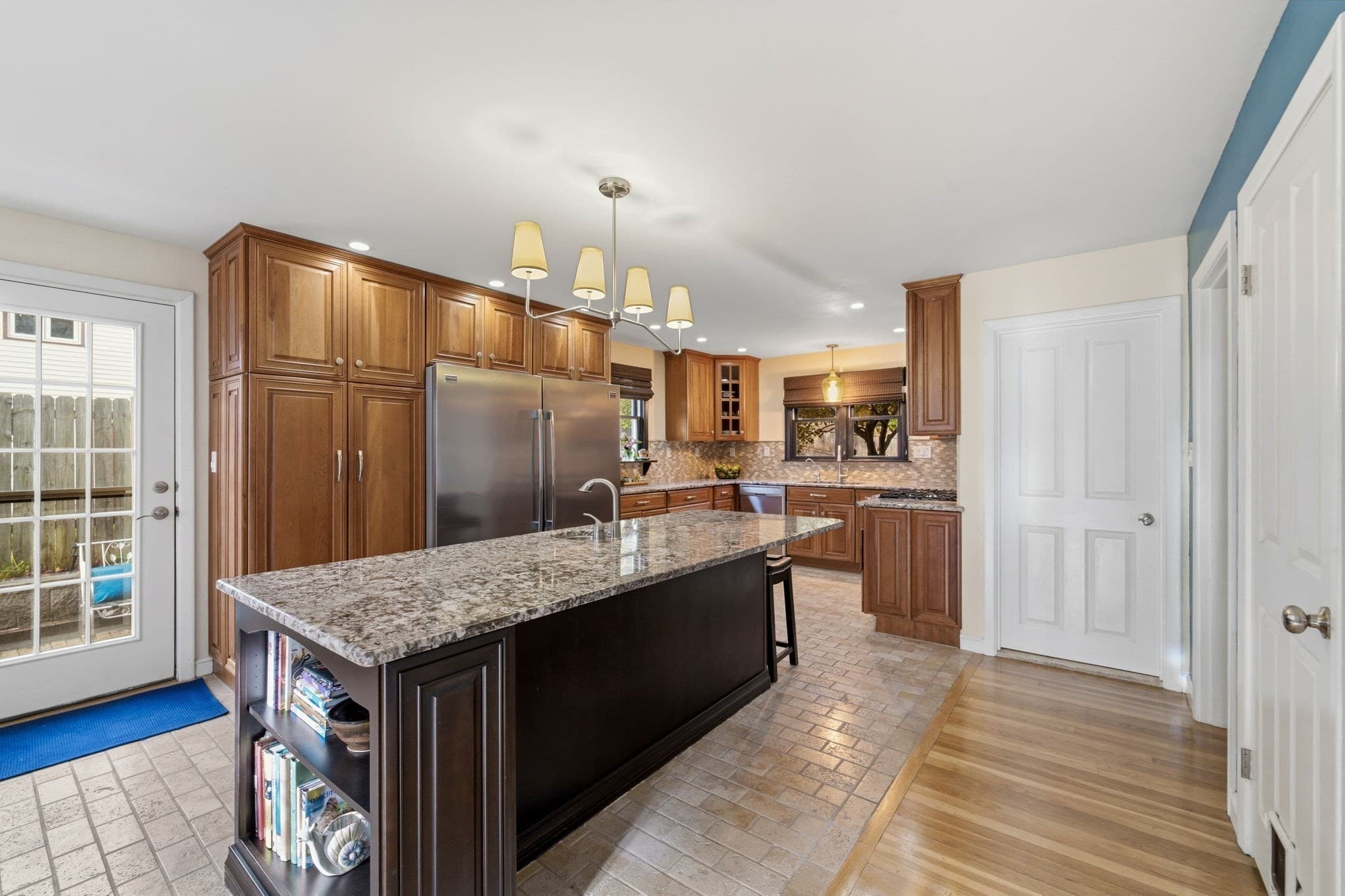 Single Family Residence at 9 Sutherland Rd, Lexington MA 02421, photo 8 of 37