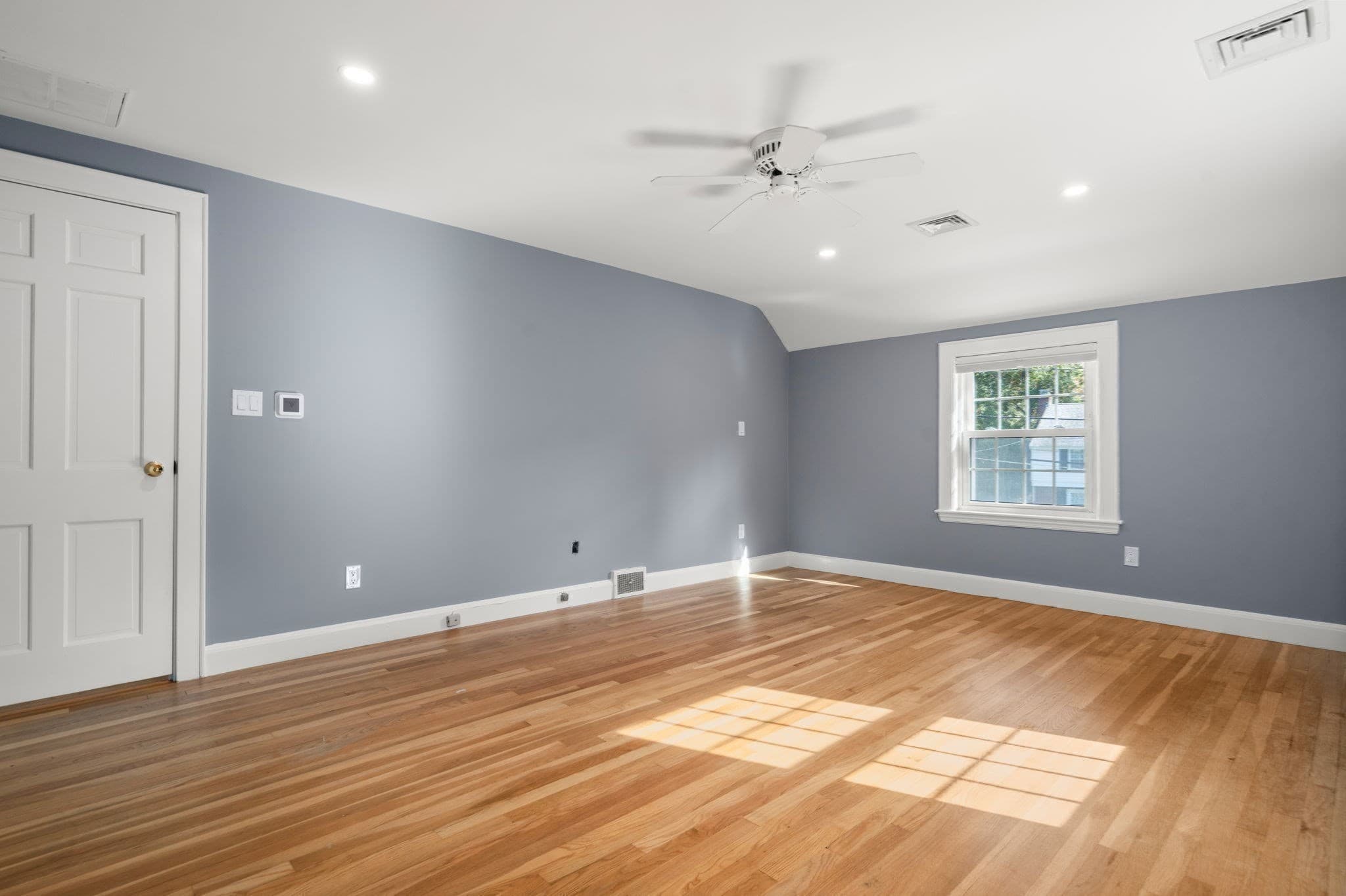 Single Family Residence at 14 Longfellow Rd, Norwood MA 02062, photo 27 of 41