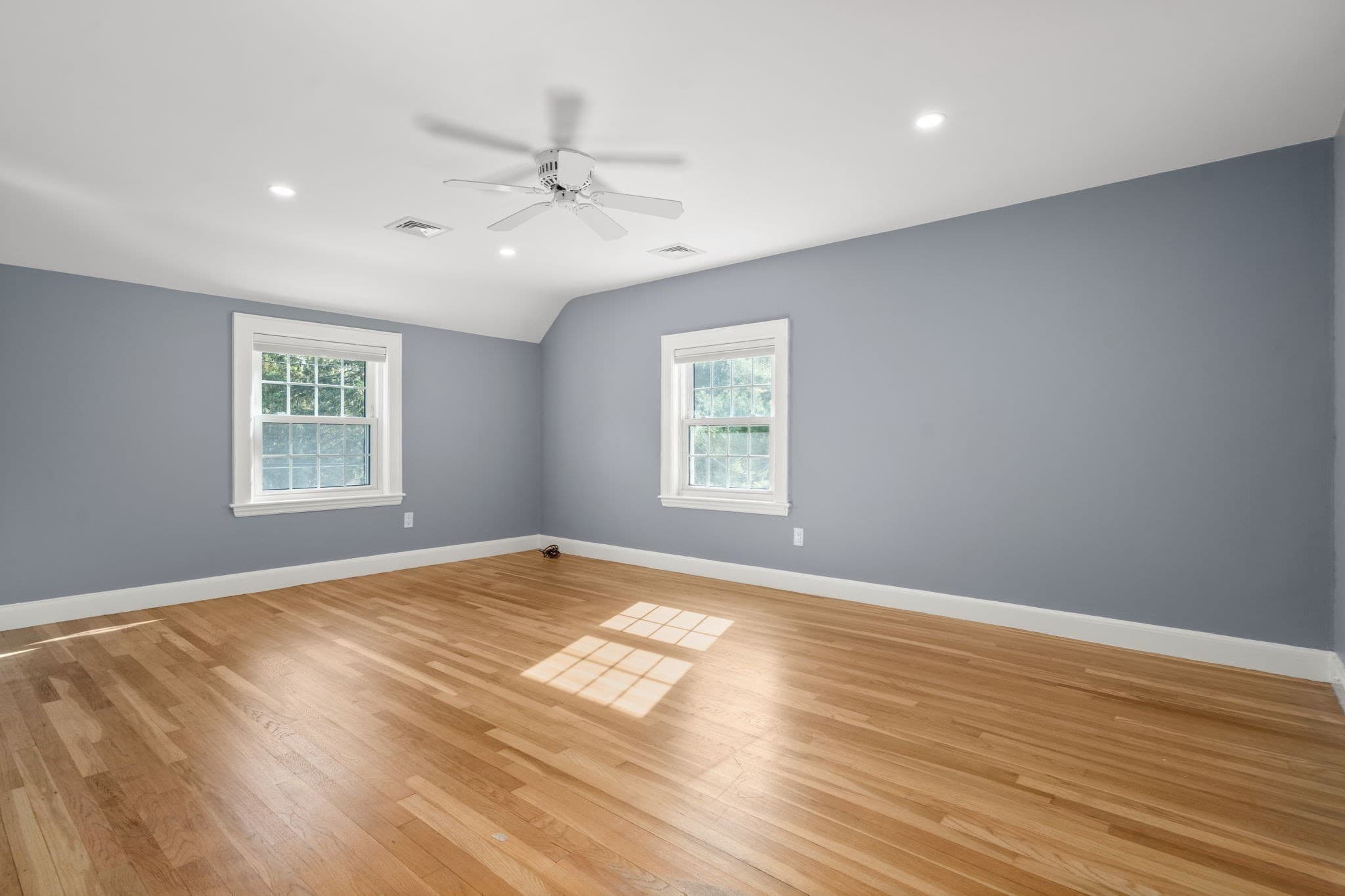 Single Family Residence at 14 Longfellow Rd, Norwood MA 02062, photo 26 of 41