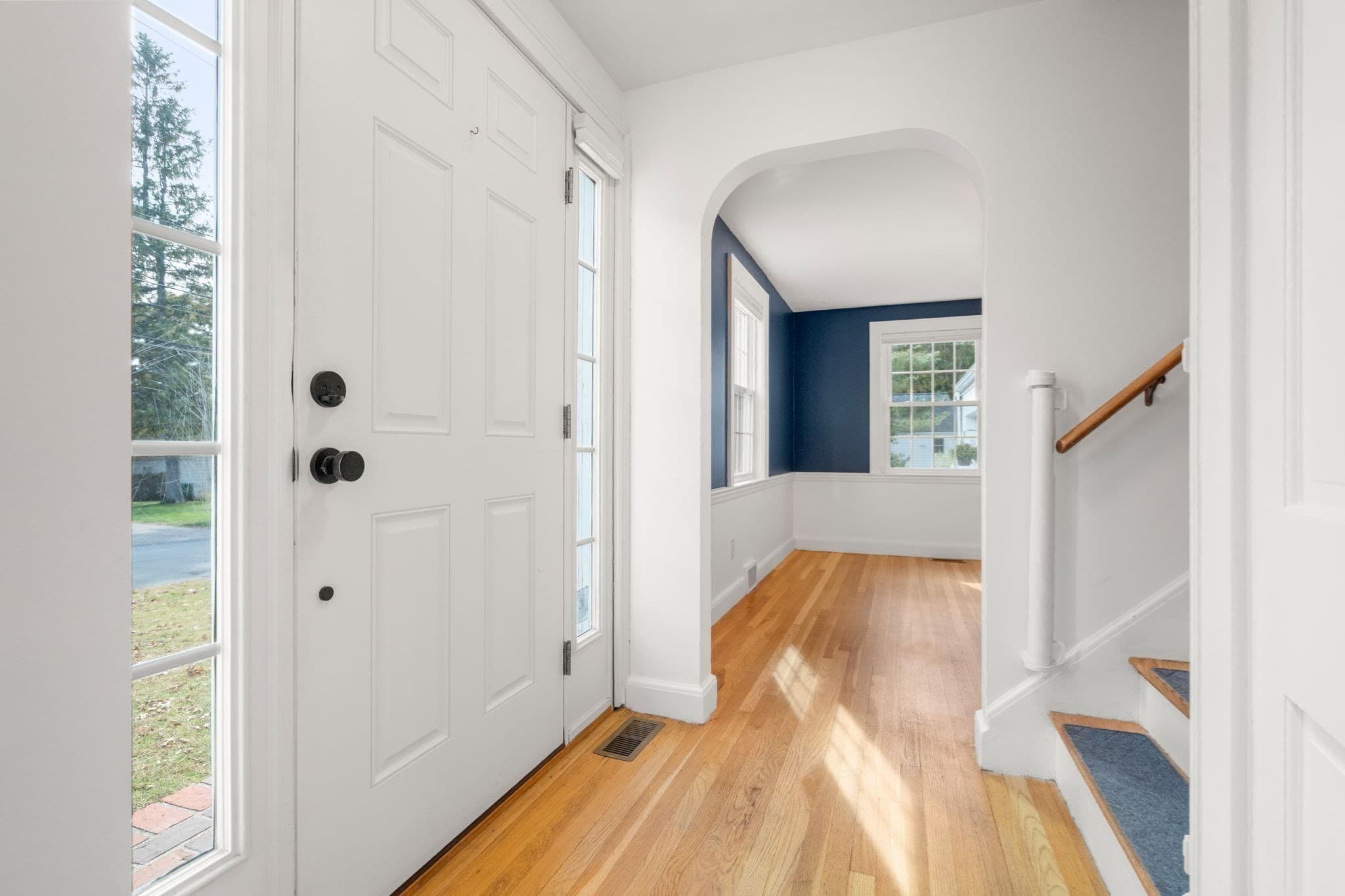 Single Family Residence at 14 Longfellow Rd, Norwood MA 02062, photo 7 of 41