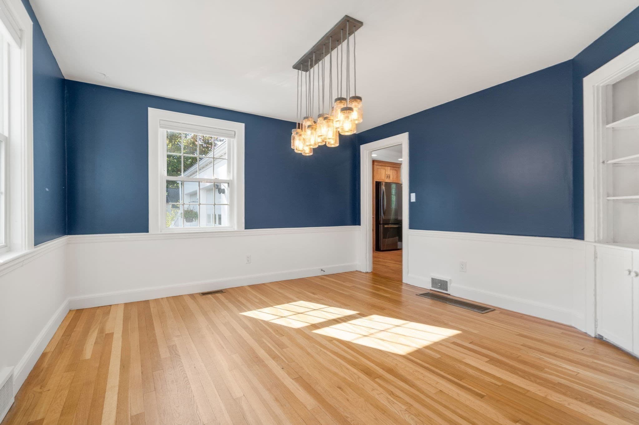 Single Family Residence at 14 Longfellow Rd, Norwood MA 02062, photo 9 of 41