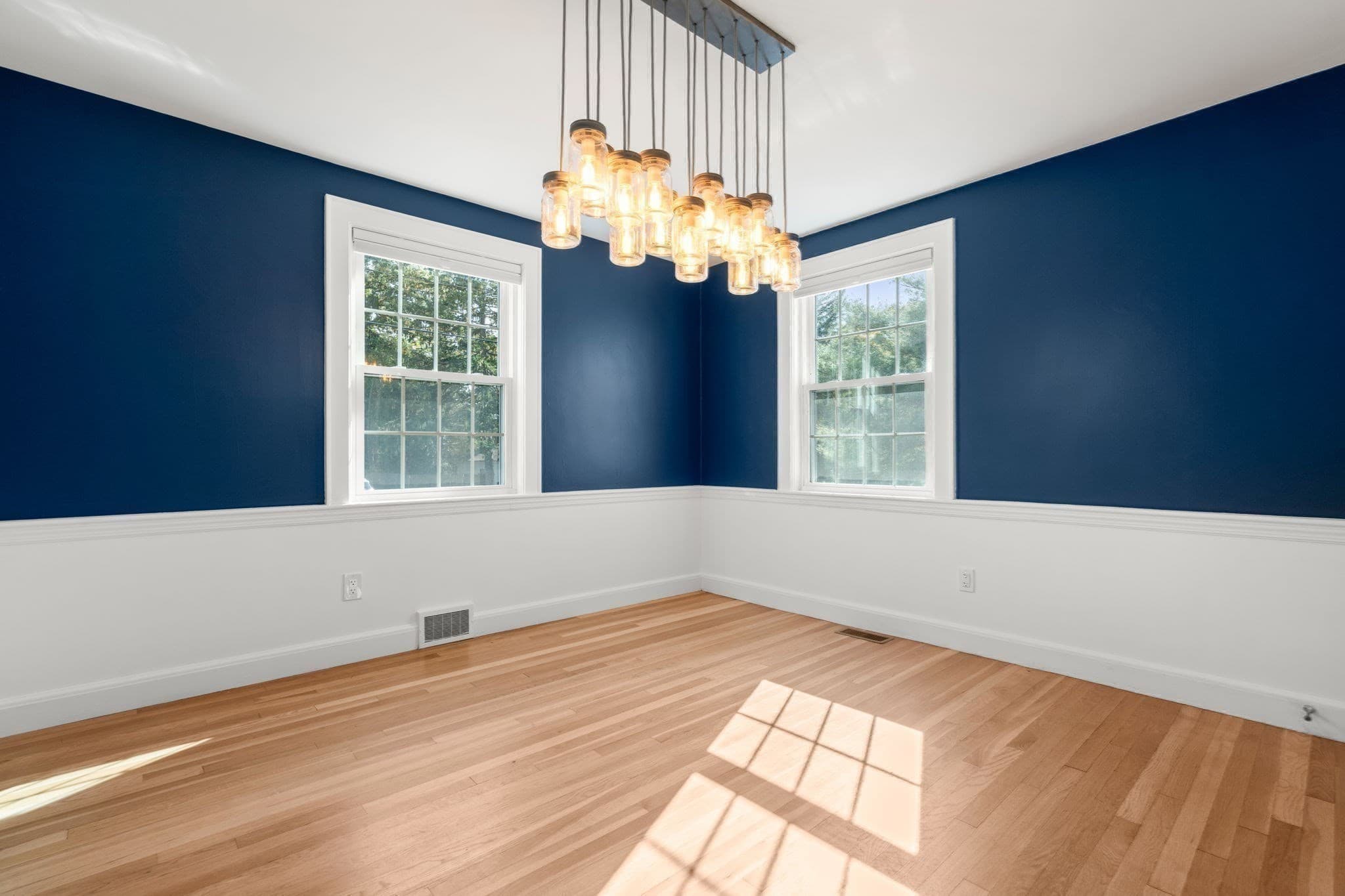 Single Family Residence at 14 Longfellow Rd, Norwood MA 02062, photo 10 of 41