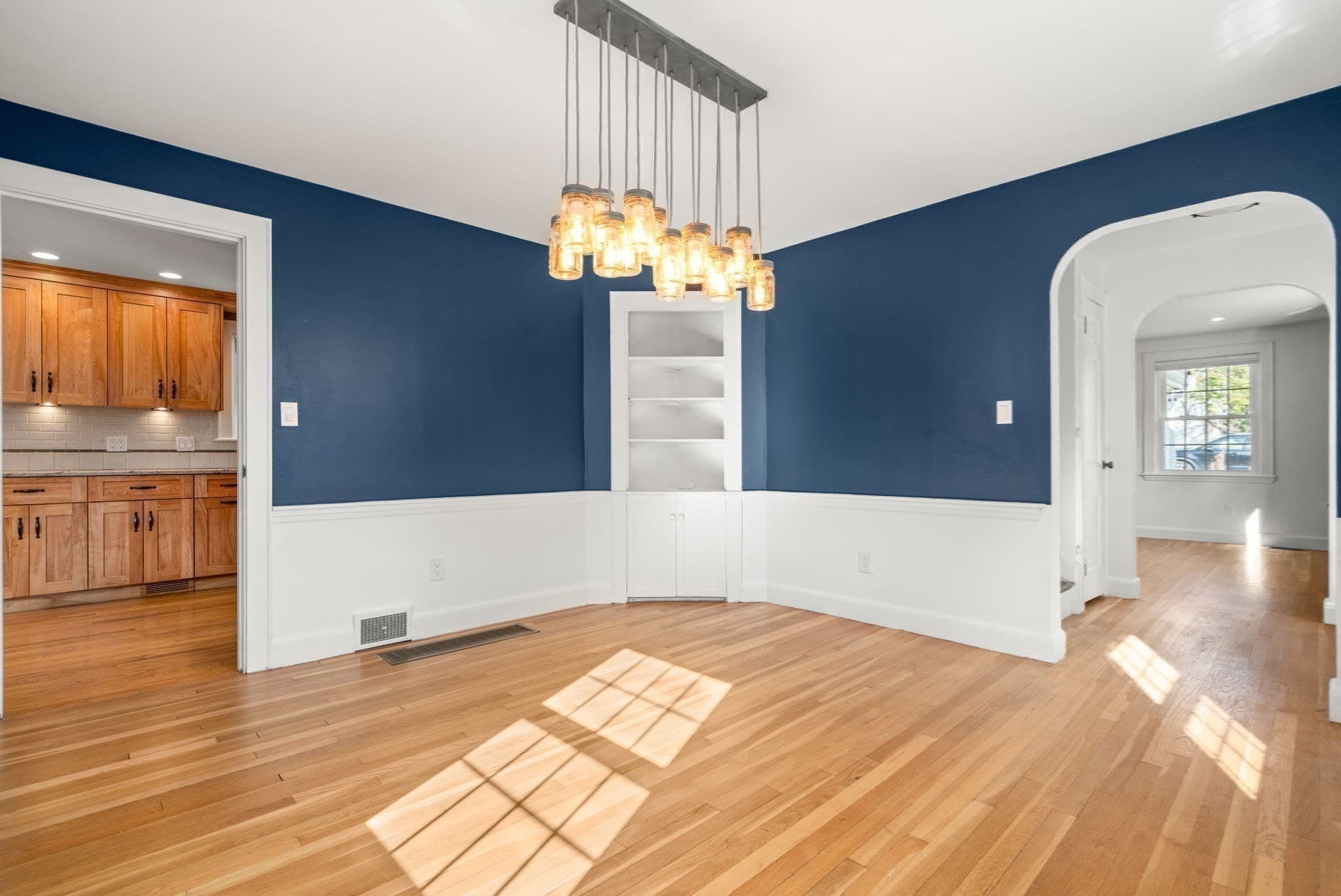 Single Family Residence at 14 Longfellow Rd, Norwood MA 02062, photo 11 of 41