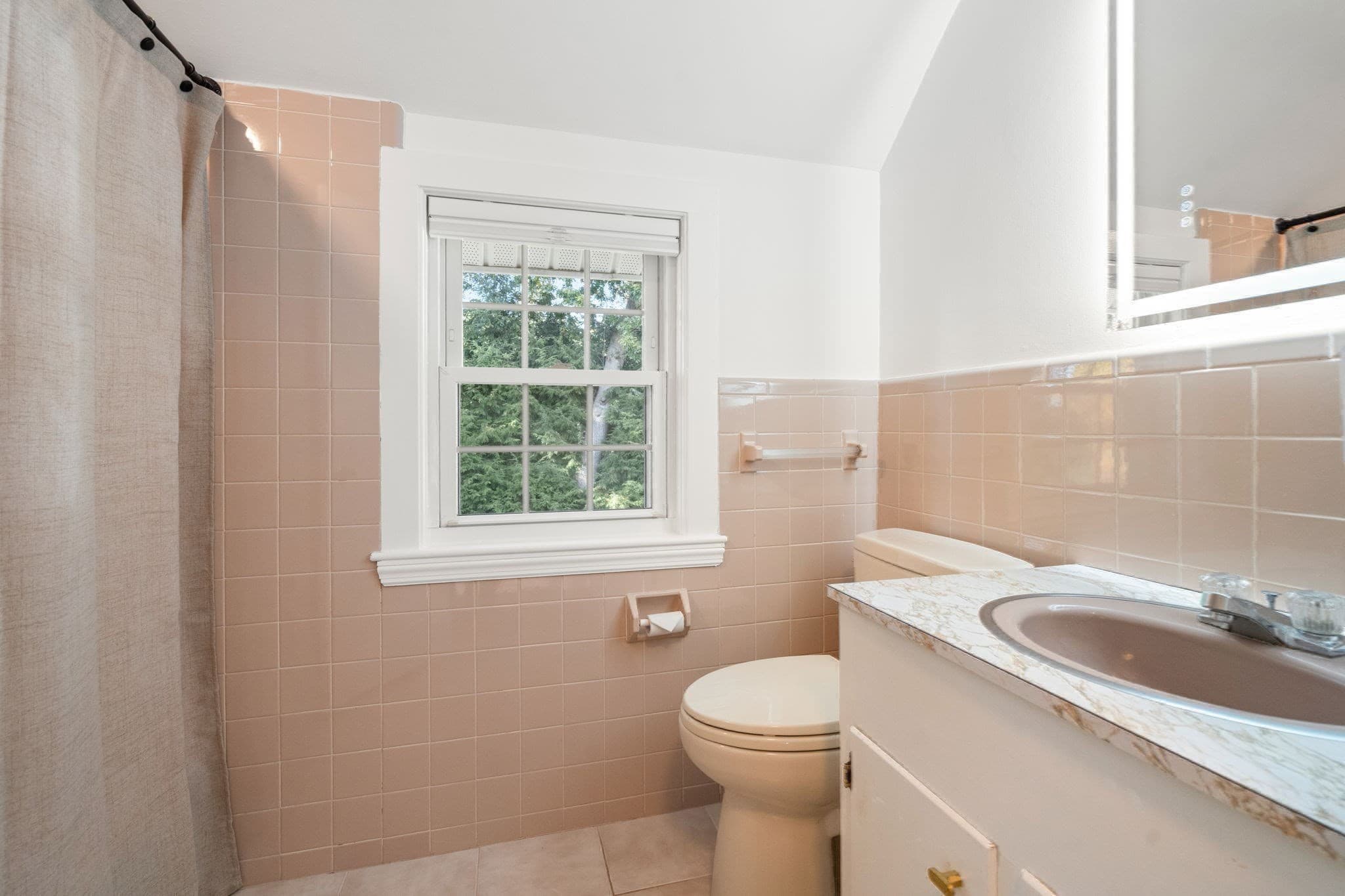 Single Family Residence at 14 Longfellow Rd, Norwood MA 02062, photo 35 of 41