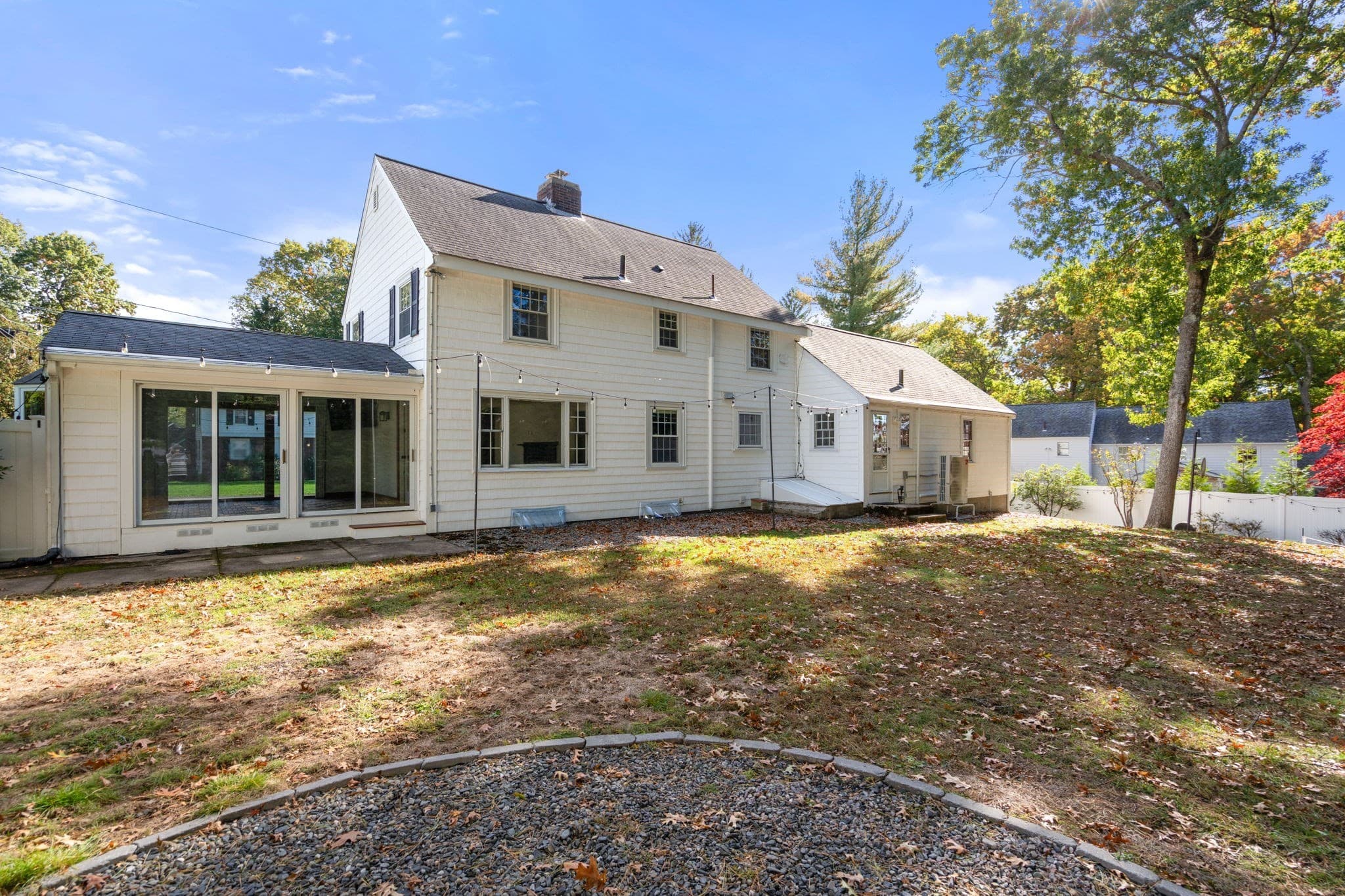 Single Family Residence at 14 Longfellow Rd, Norwood MA 02062, photo 4 of 41