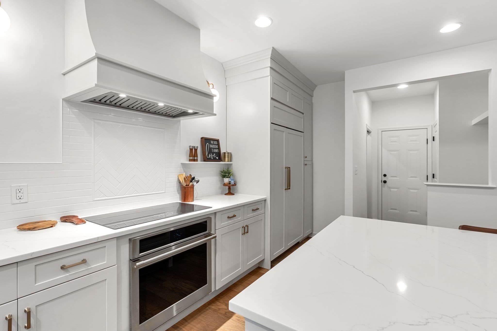 Single Family Residence at 33 Skyhawk Cir, Weymouth MA 02190, photo 10 of 40