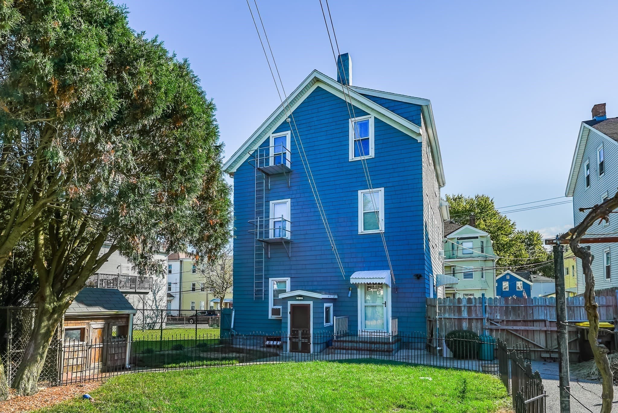 4 Family - 4 Units Up/Down at 463 Montaup St, Fall River MA 02724, photo 2 of 41