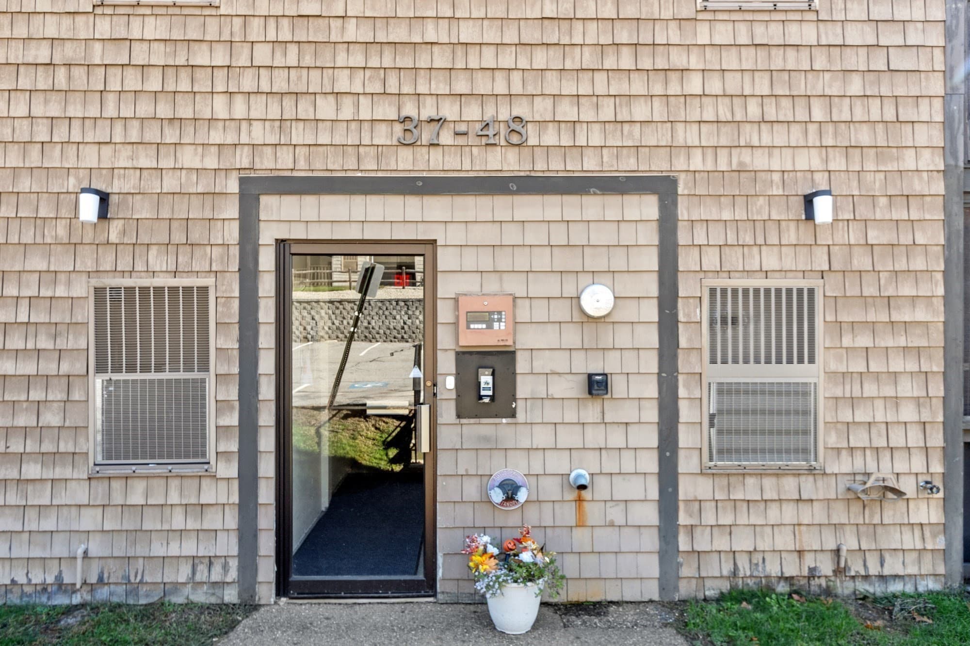 Condominium at 12 Village Ln # 45, Tyngsborough MA 01879, photo 2 of 31