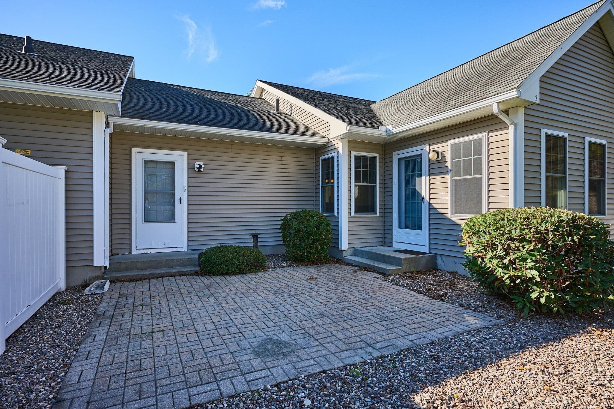 Condominium at 22 Pomeroy Meadow Rd # 2, Southampton MA 01073, photo 23 of 37