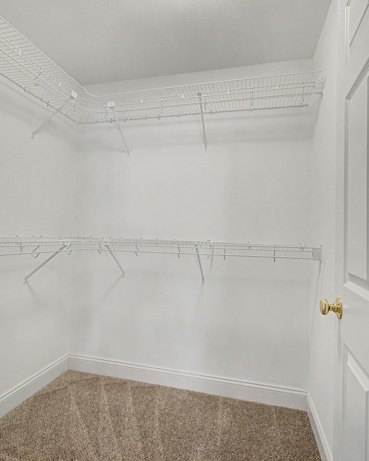 Condominium at 22 Pomeroy Meadow Rd # 2, Southampton MA 01073, photo 18 of 37