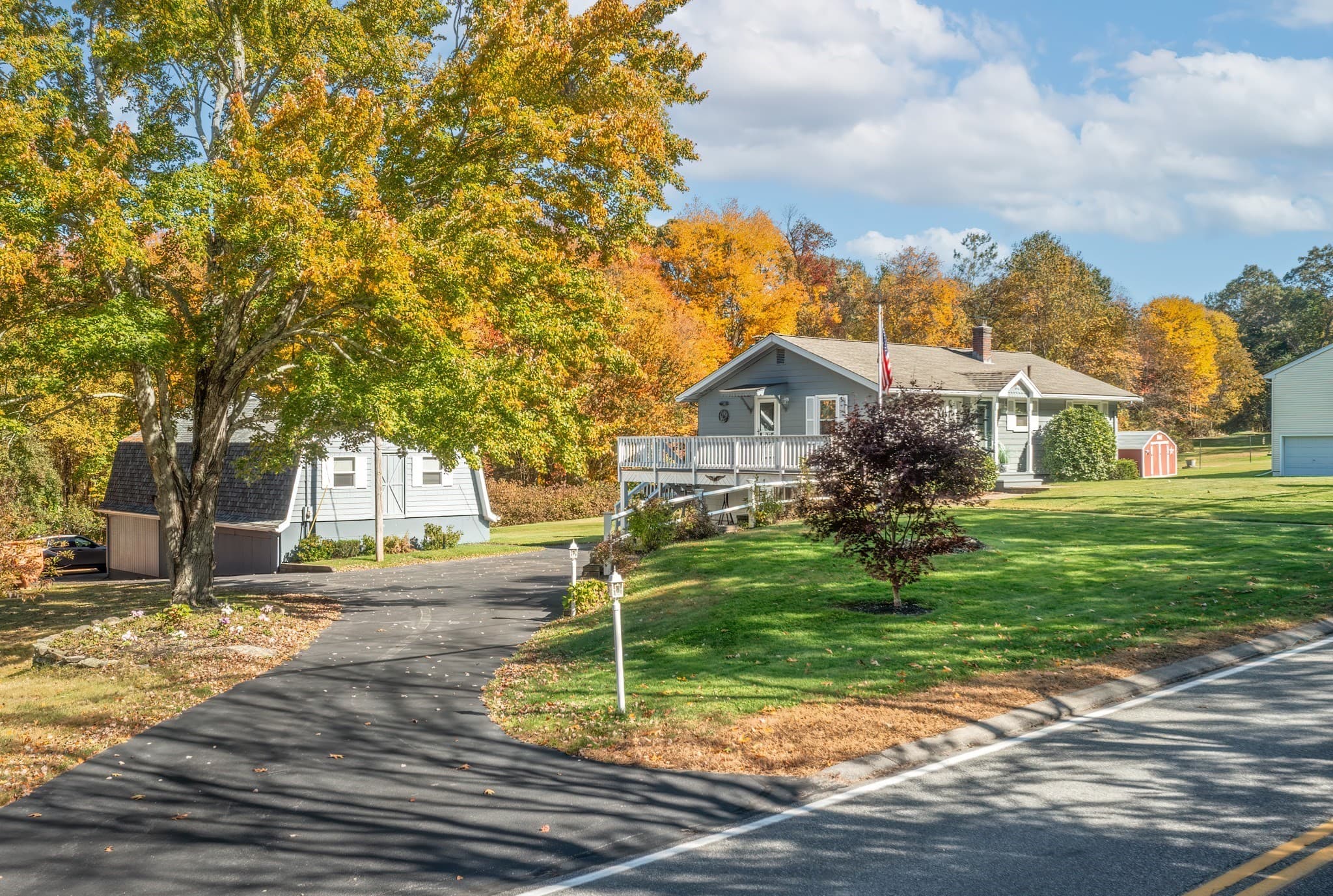 Single Family Residence at 580 Wrentham Road, Bellingham MA 02019, photo 37 of 38