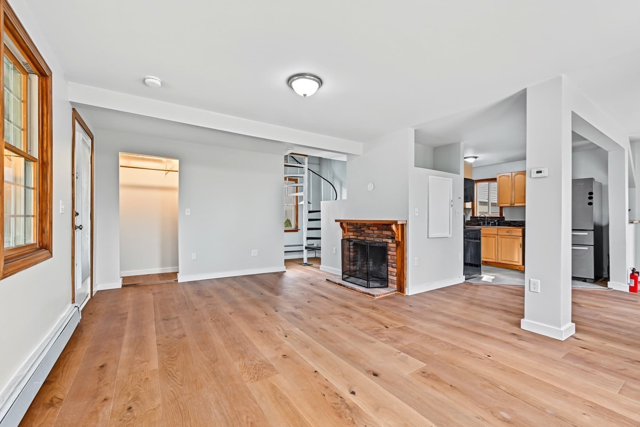Condominium at 31 Cocasset St # 1, Foxboro MA 02035, photo 6 of 31