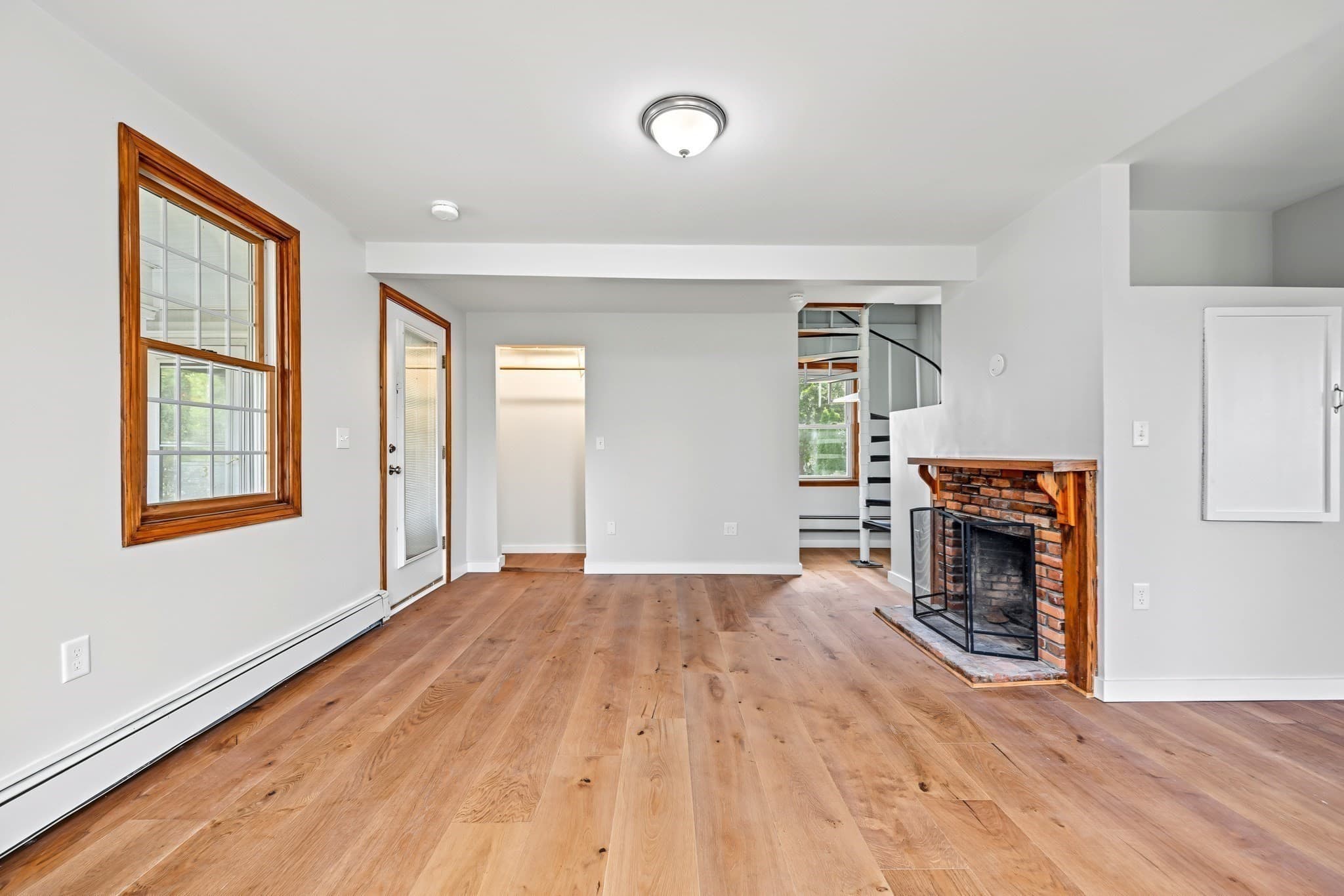 Condominium at 31 Cocasset St # 1, Foxboro MA 02035, photo 7 of 31