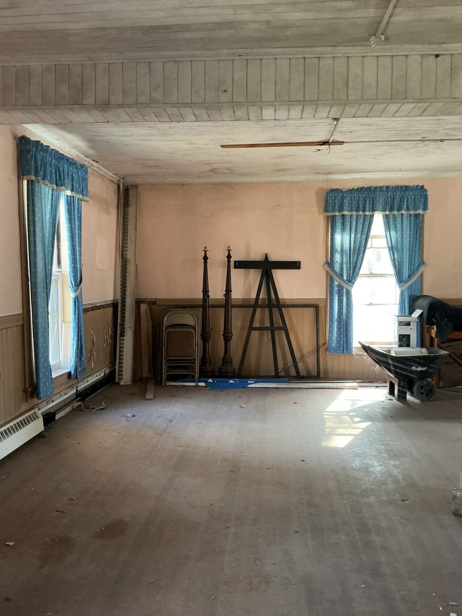 Commercial Sale at 64 Main St, Russell MA 01071, photo 6 of 22