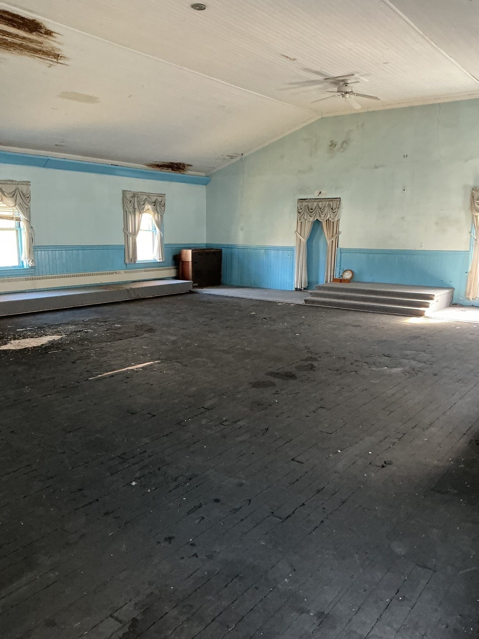 Commercial Sale at 64 Main St, Russell MA 01071, photo 17 of 22