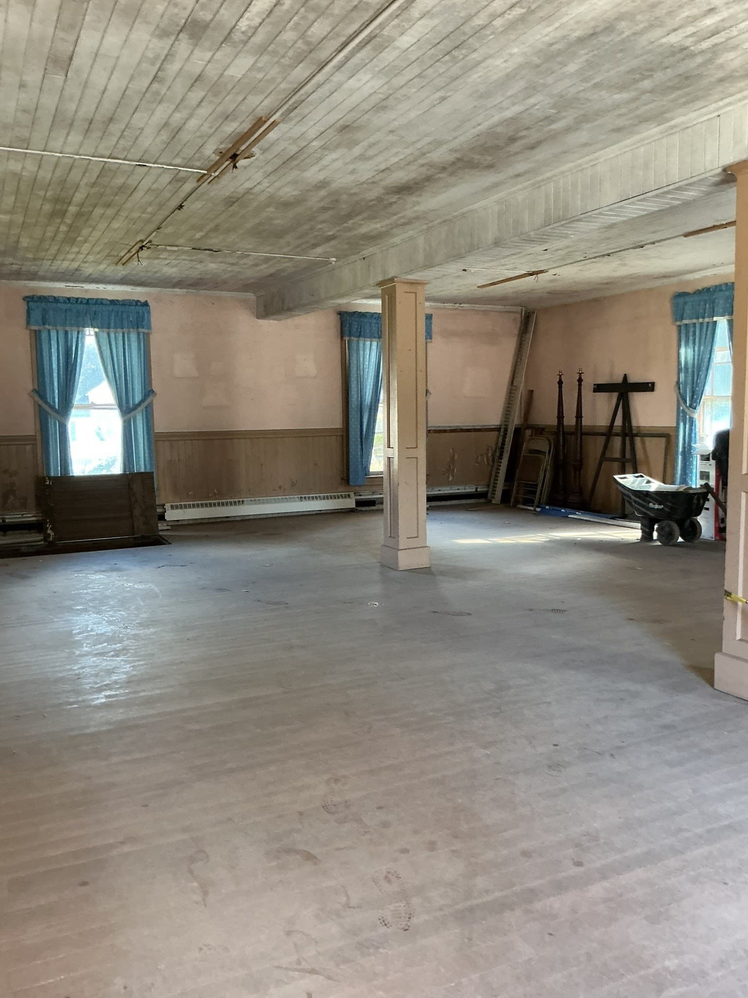 Commercial Sale at 64 Main St, Russell MA 01071, photo 7 of 22
