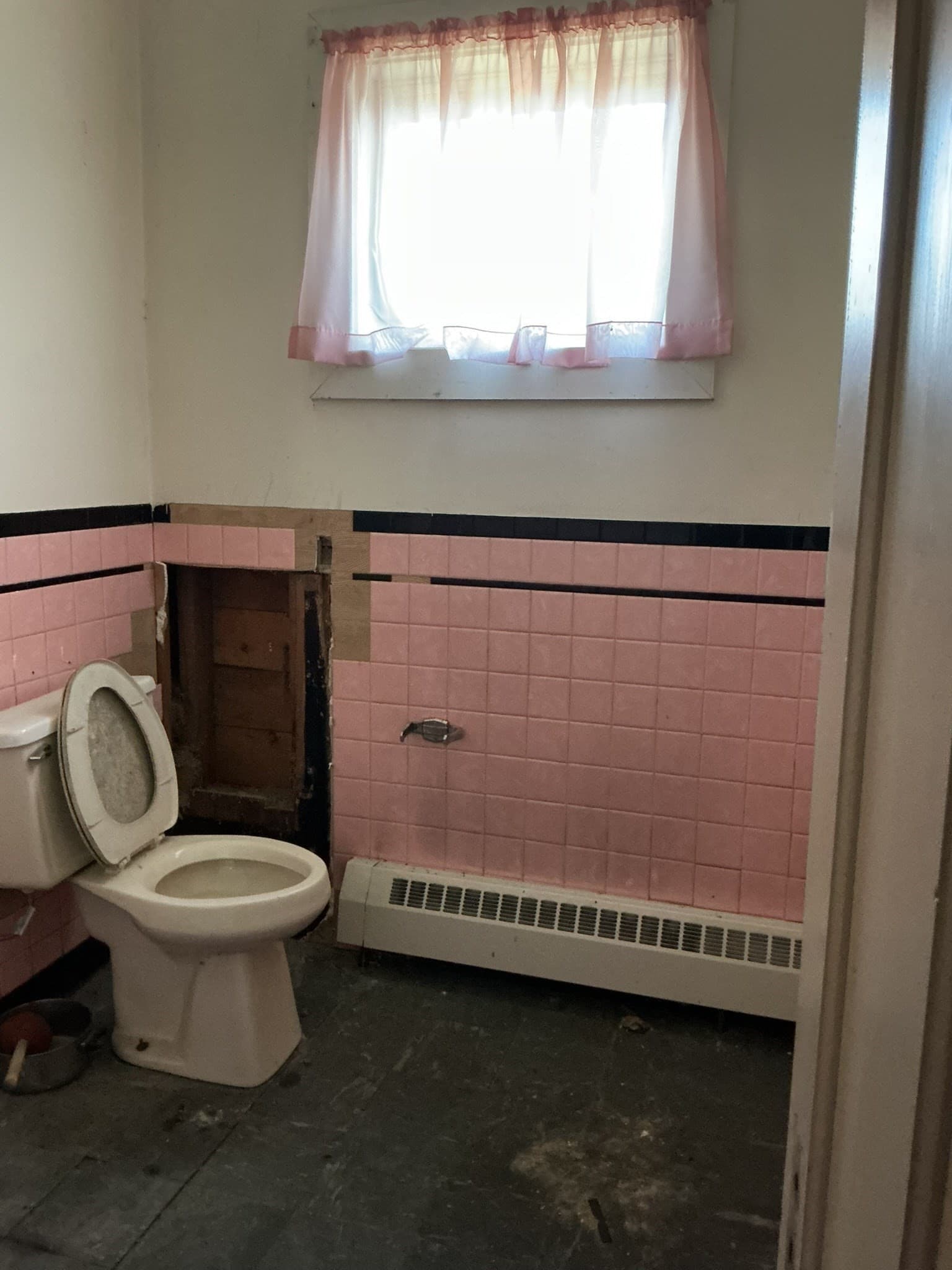 Commercial Sale at 64 Main St, Russell MA 01071, photo 11 of 22