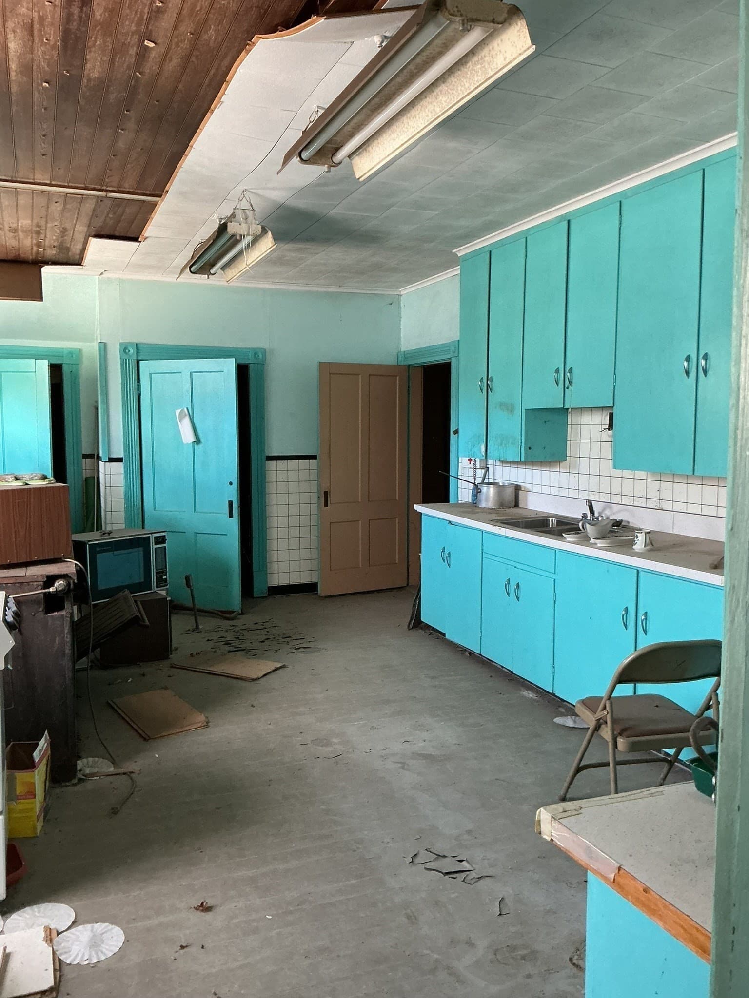Commercial Sale at 64 Main St, Russell MA 01071, photo 8 of 22