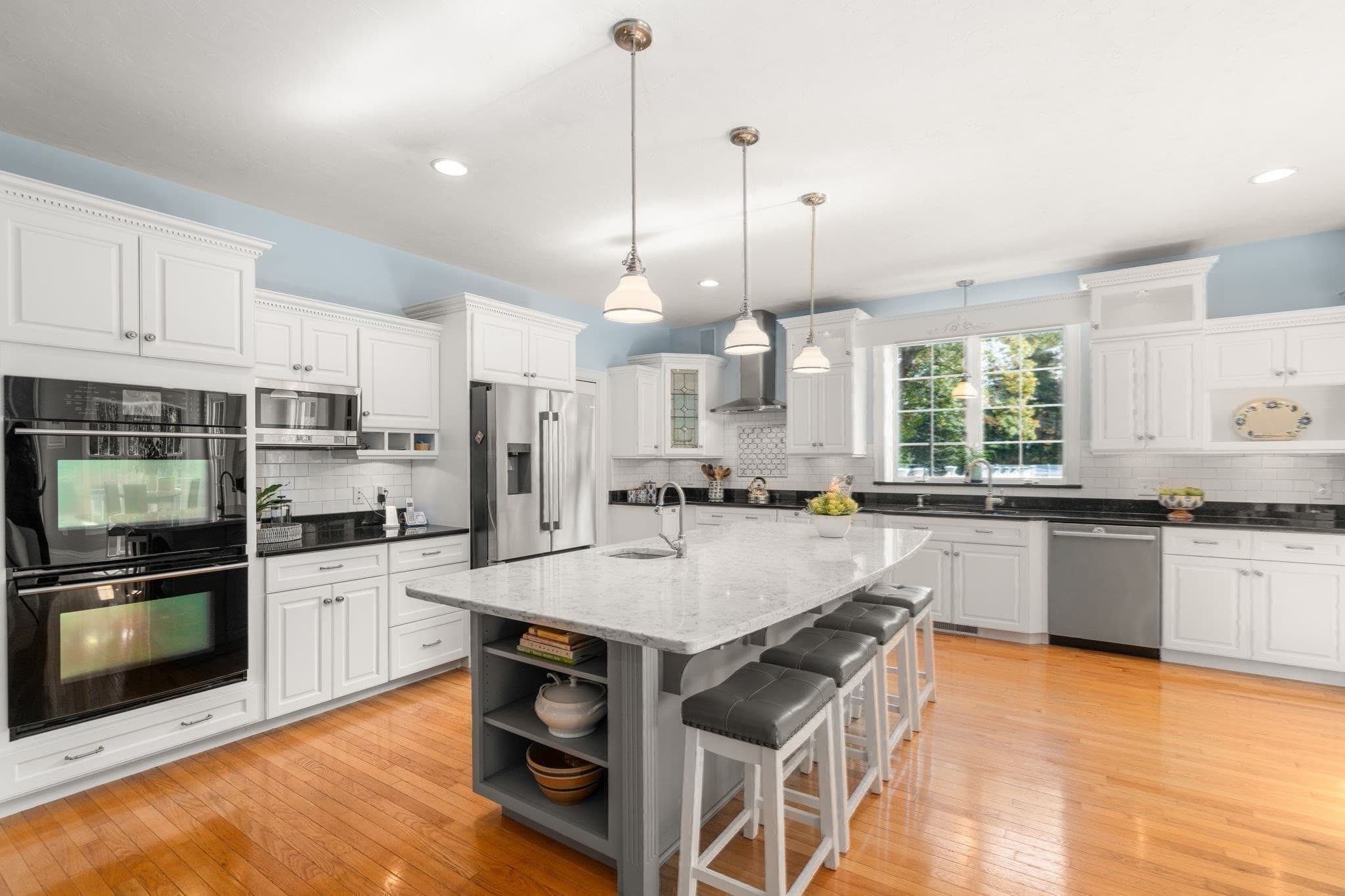 Single Family Residence at 784 Washington St, Franklin MA 02038, photo 23 of 42