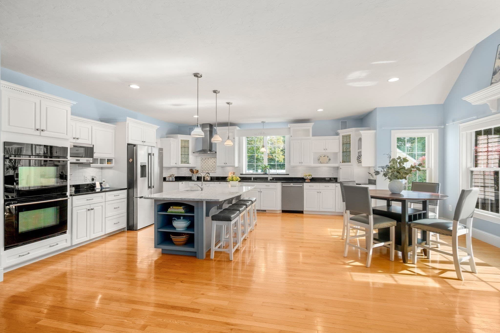 Single Family Residence at 784 Washington St, Franklin MA 02038, photo 21 of 42