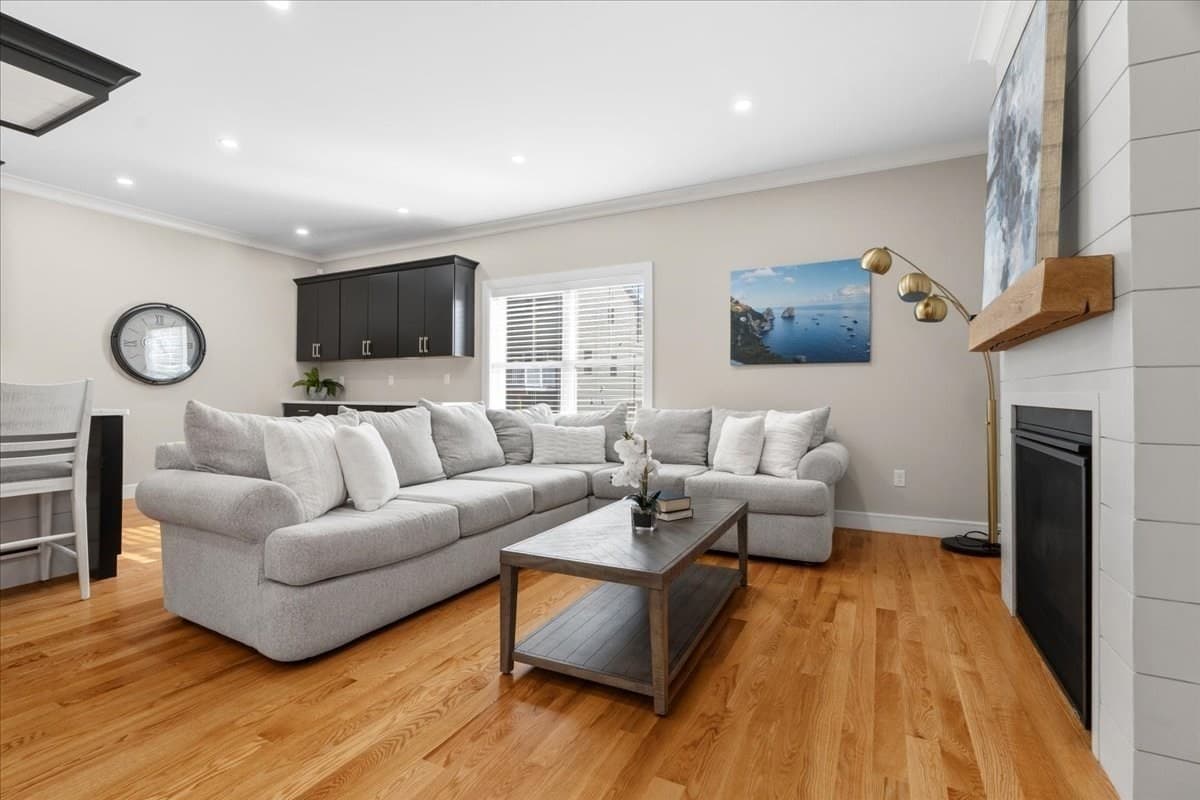 Condominium at 33 Peirce Street # 1, Waltham MA 02453, photo 13 of 42