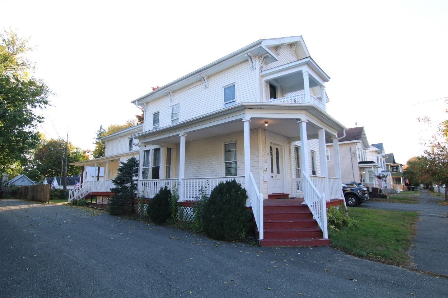Multi Family at 28 Jefferson St, Westfield MA 01085, photo 22 of 25