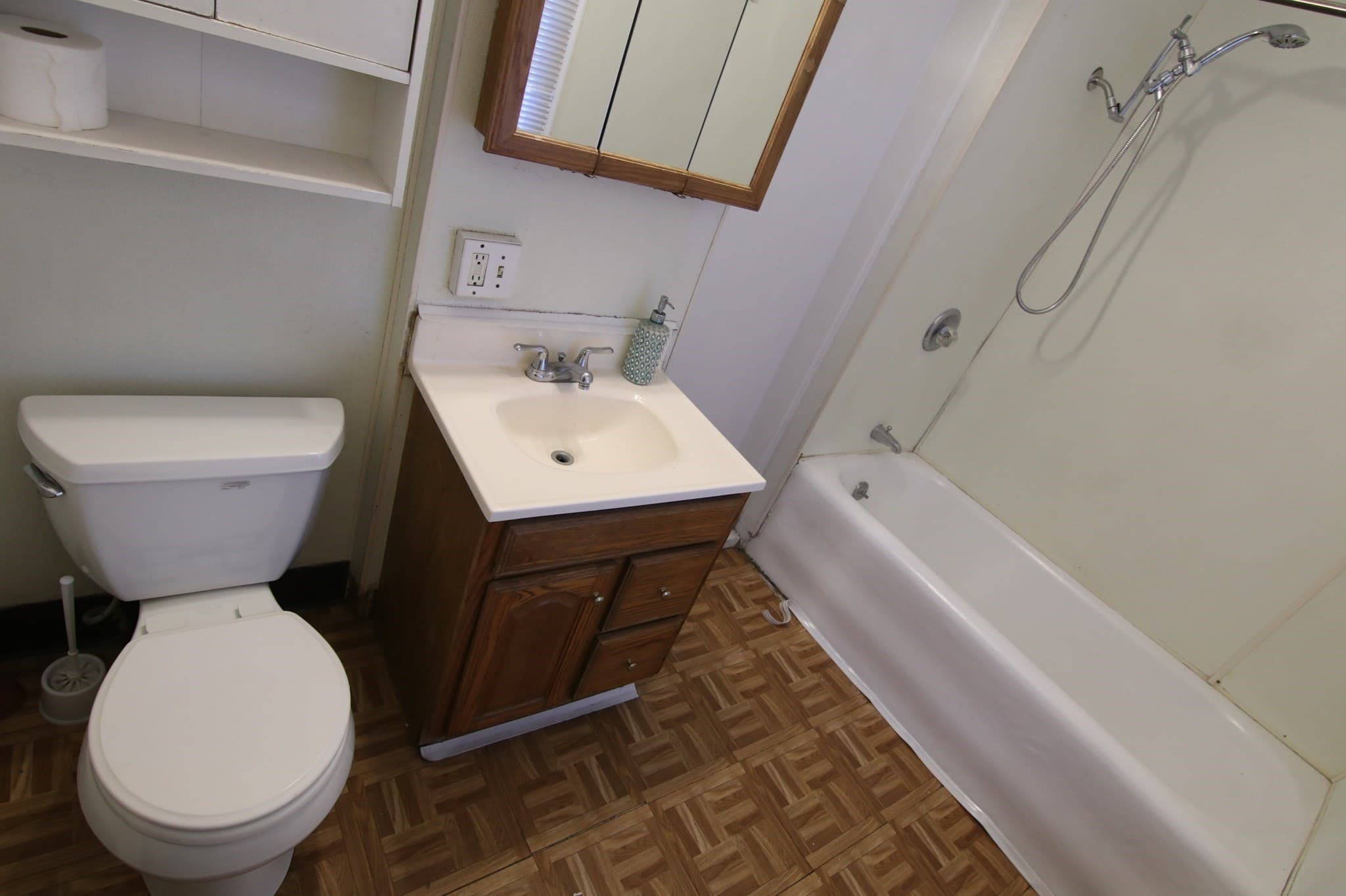 Multi Family at 28 Jefferson St, Westfield MA 01085, photo 11 of 25
