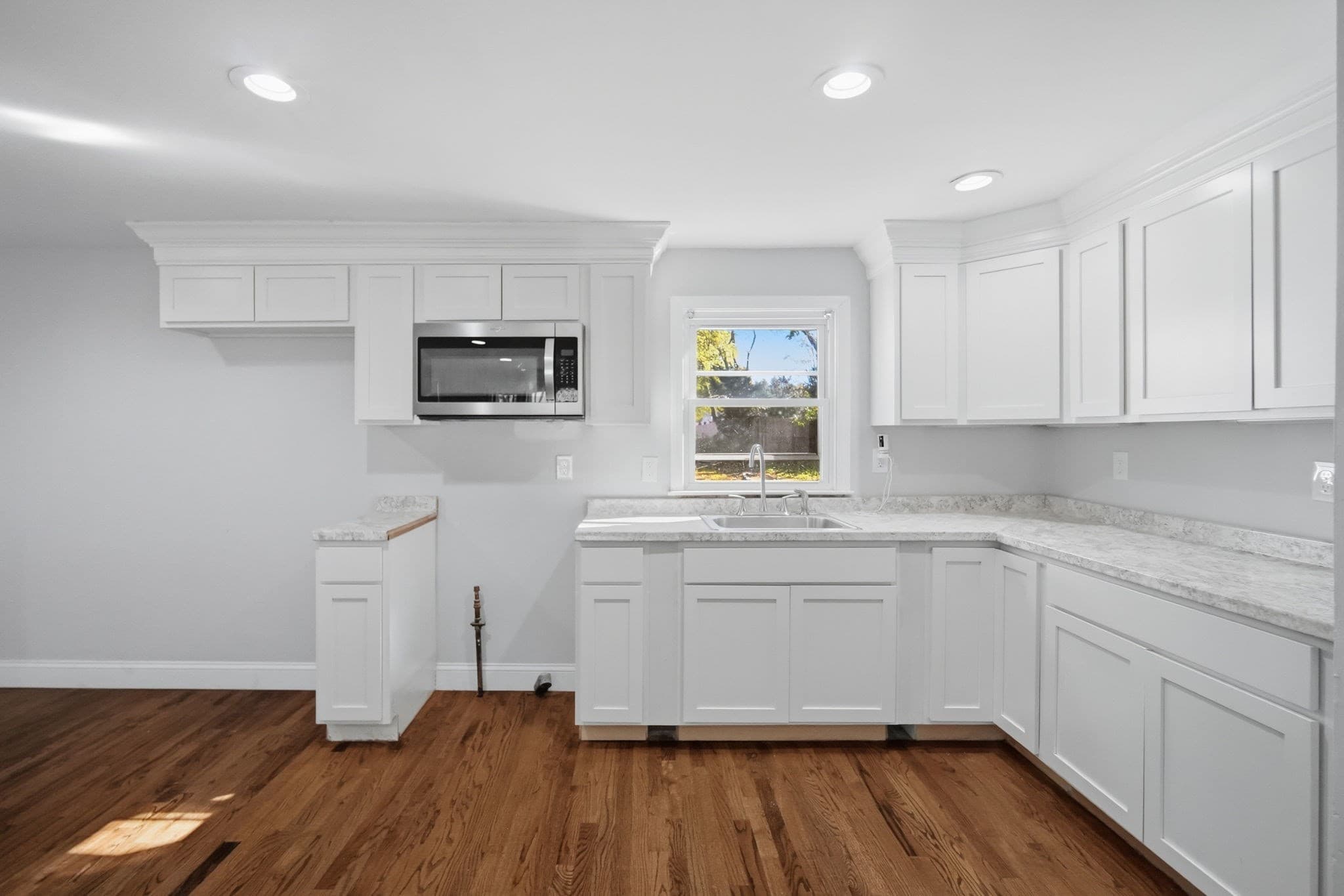 Single Family Residence at 89 Juniper Dr, Springfield MA 01119, photo 12 of 35