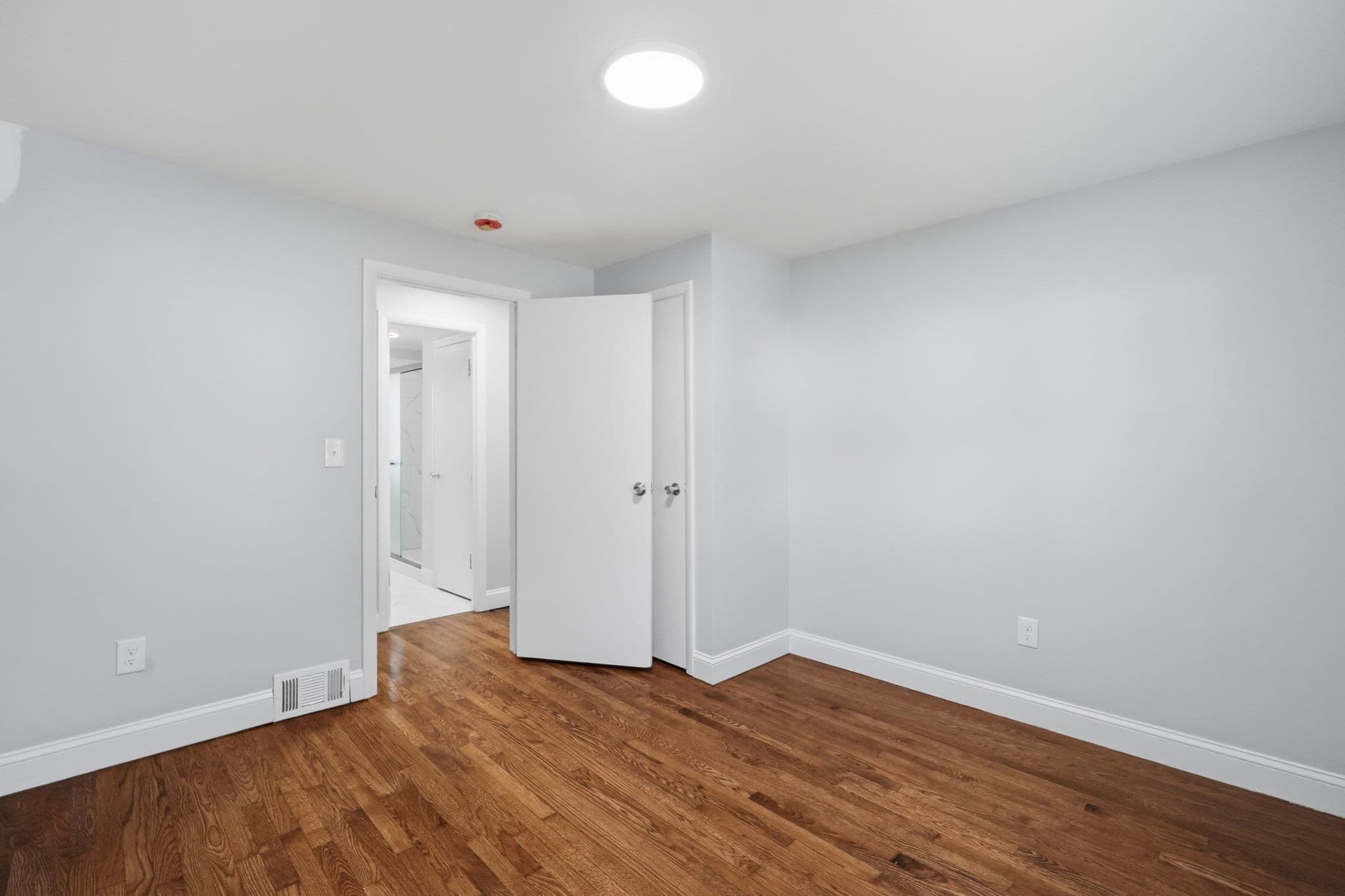 Single Family Residence at 89 Juniper Dr, Springfield MA 01119, photo 20 of 35