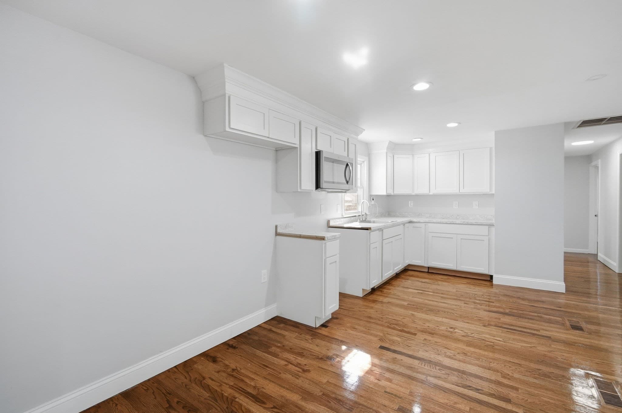 Single Family Residence at 89 Juniper Dr, Springfield MA 01119, photo 14 of 35