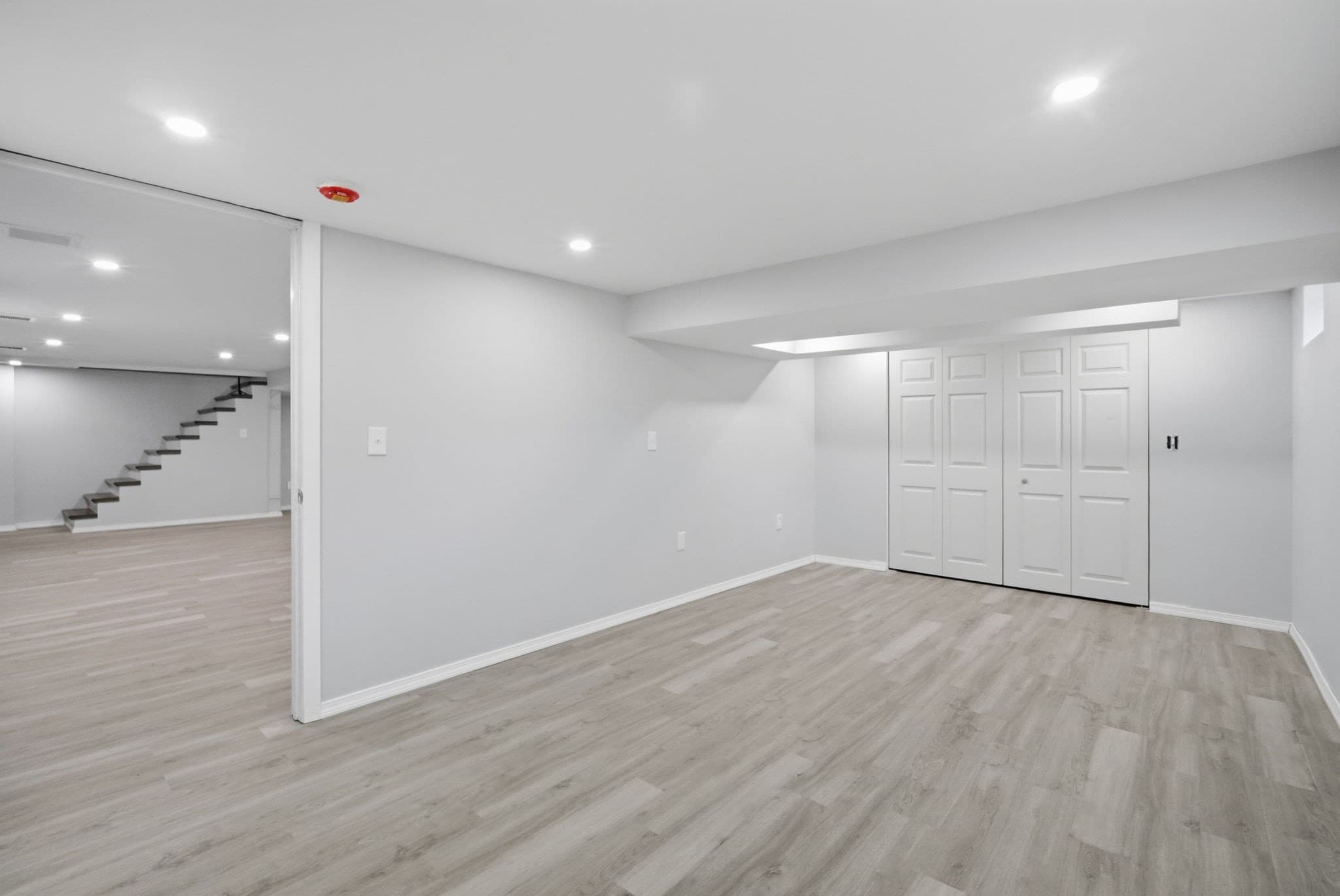 Single Family Residence at 89 Juniper Dr, Springfield MA 01119, photo 31 of 35