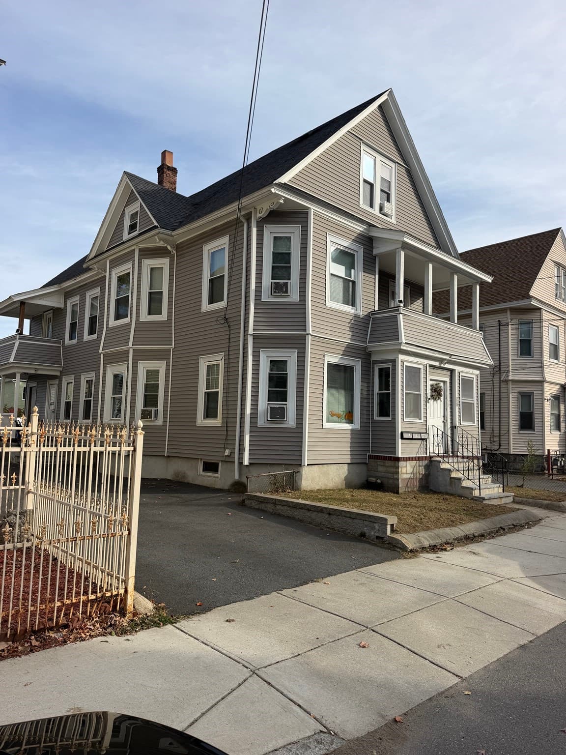 248-250 Bailey, Lawrence MA 01843