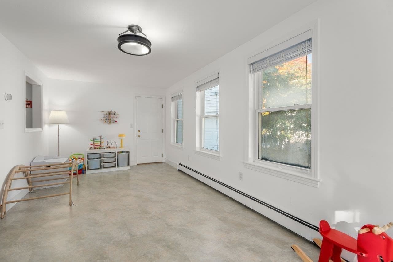 Single Family Residence at 80 Haverhill Street, Andover MA 01810, photo 17 of 30